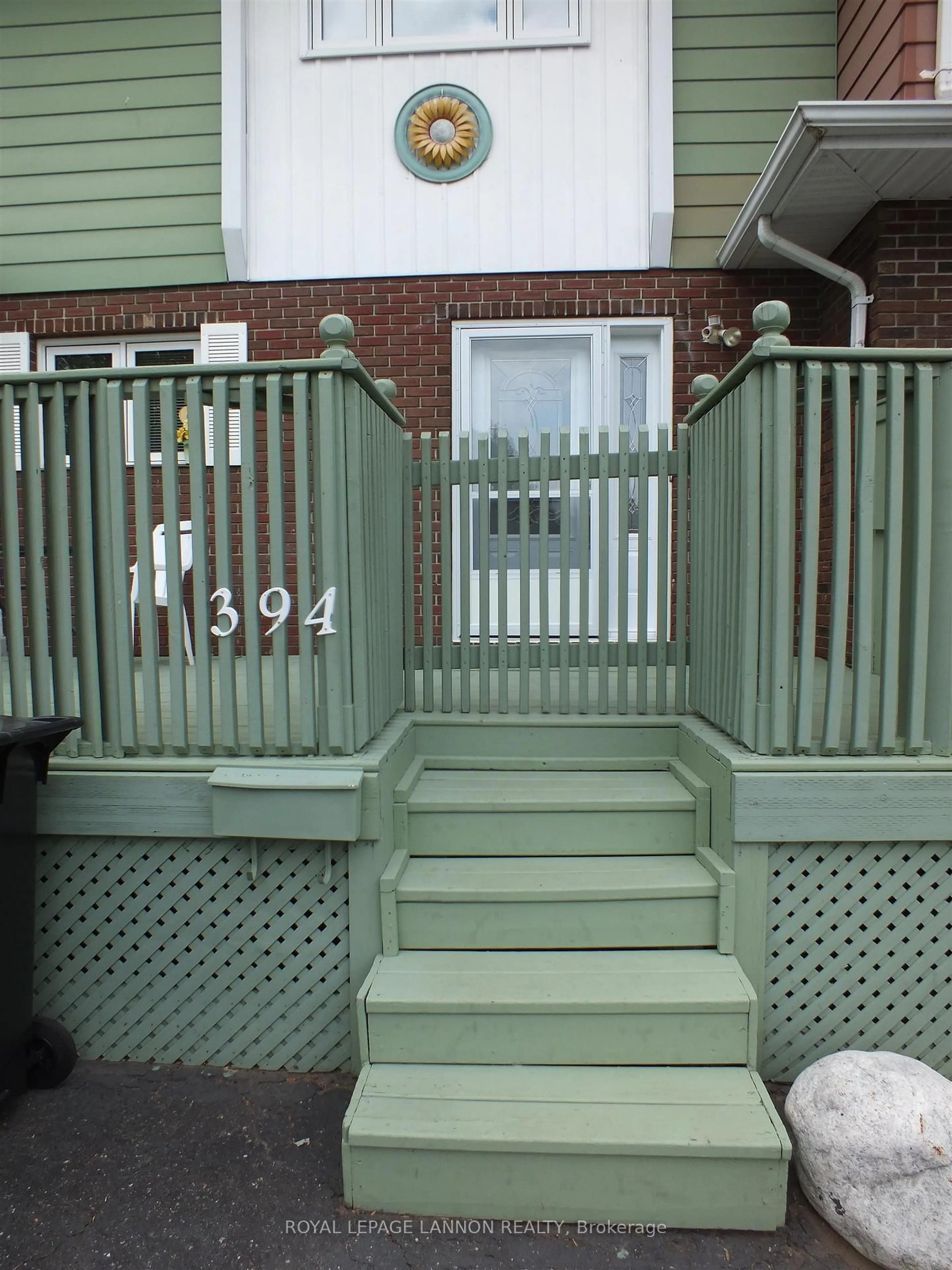 Unknown for 394 Brant St, Thunder Bay Ontario P7A 7R4