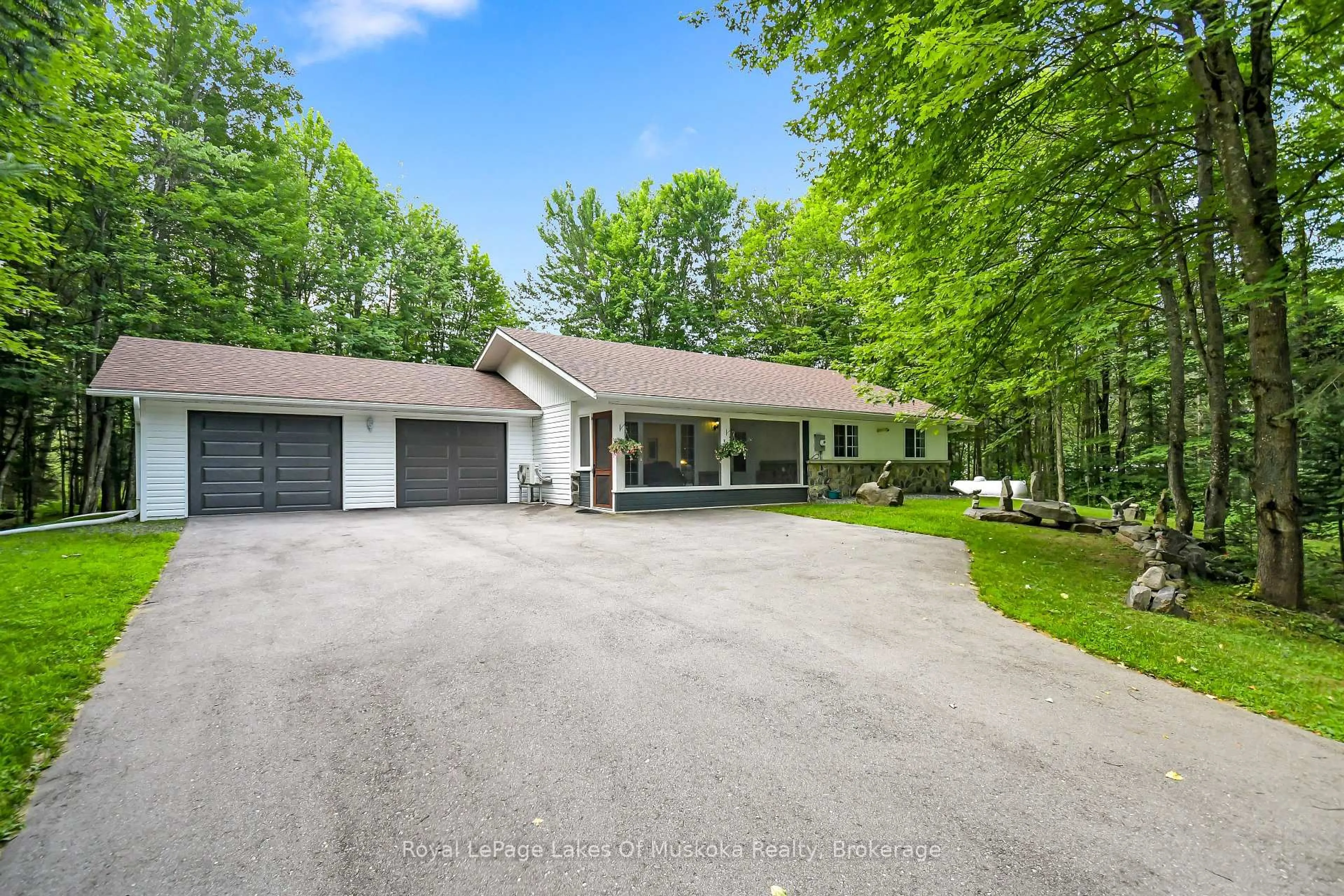 Unknown for 91 Hutcheson Beach Rd, Huntsville Ontario P1H 1N4
