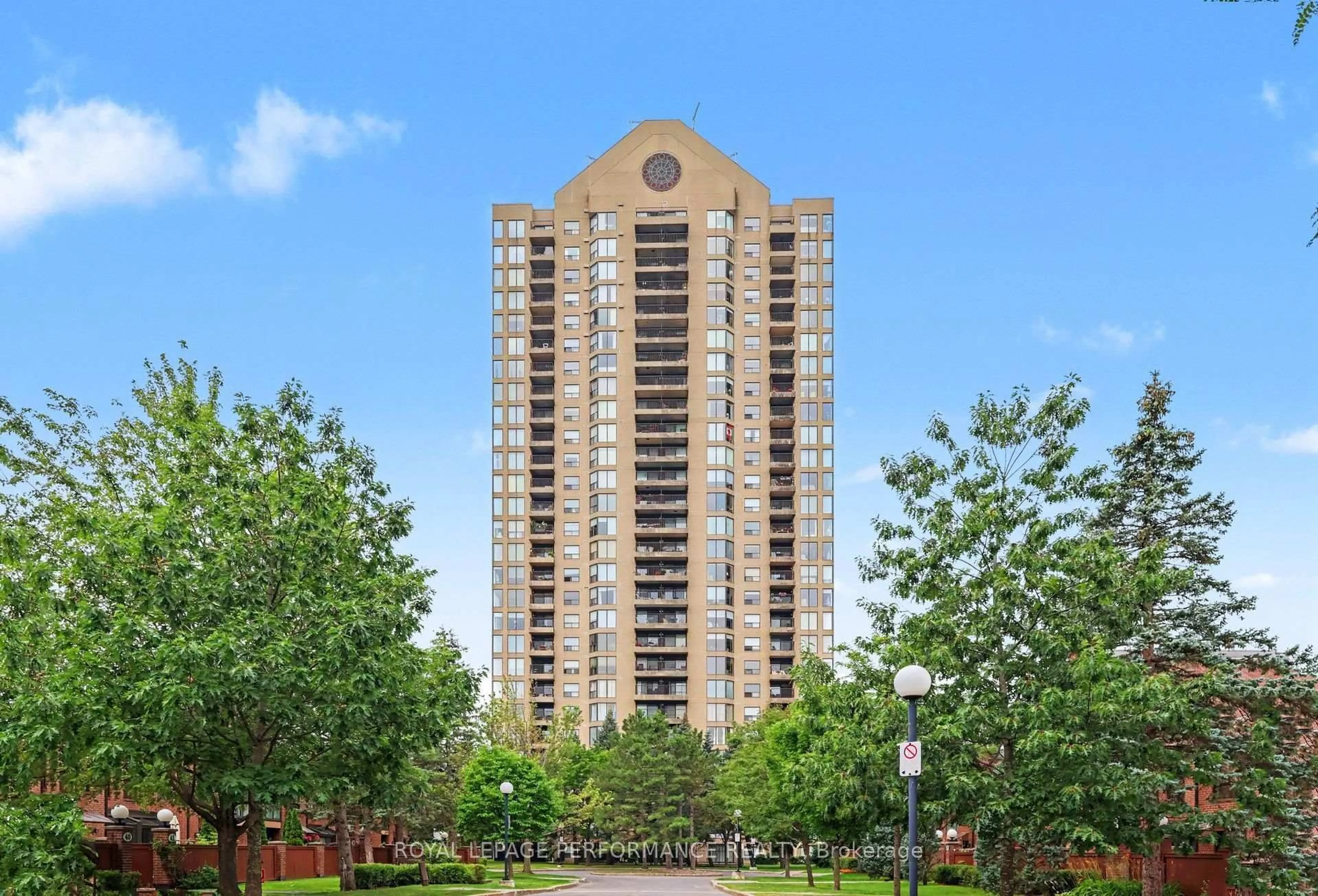 Unknown for 545 St Laurent Blvd #2702, Ottawa Ontario K1K 4H9