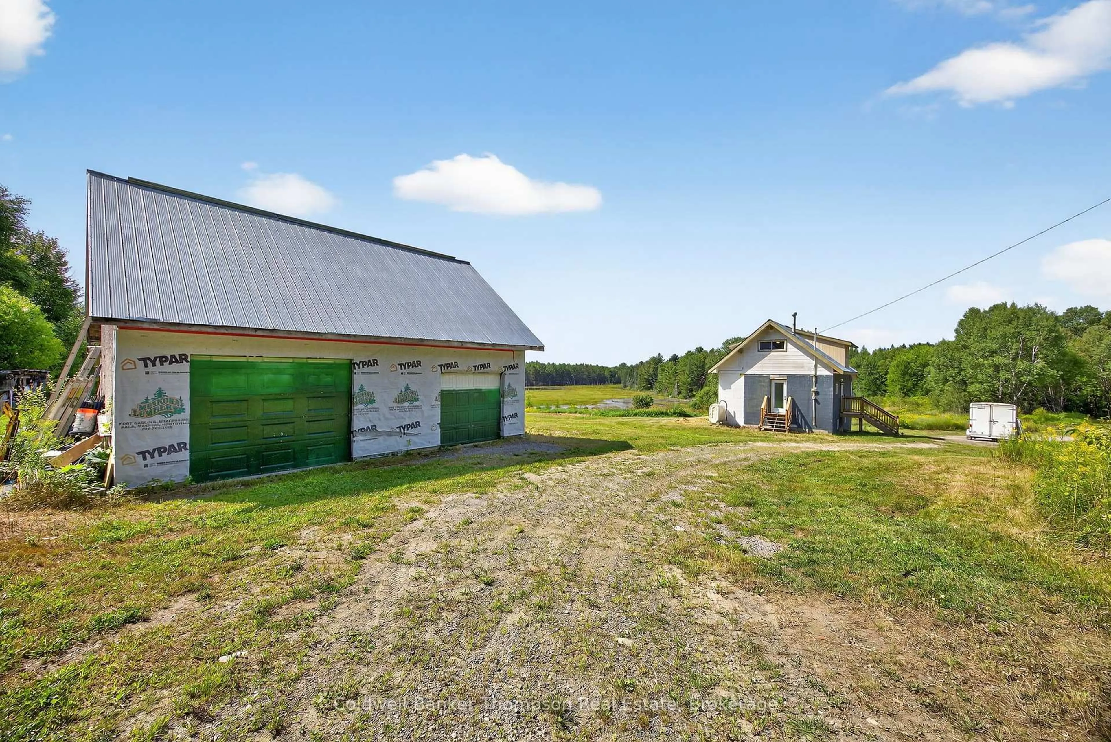 Shed for 193 Yearly Community Centre Rd, Huntsville Ontario P0B 1M0