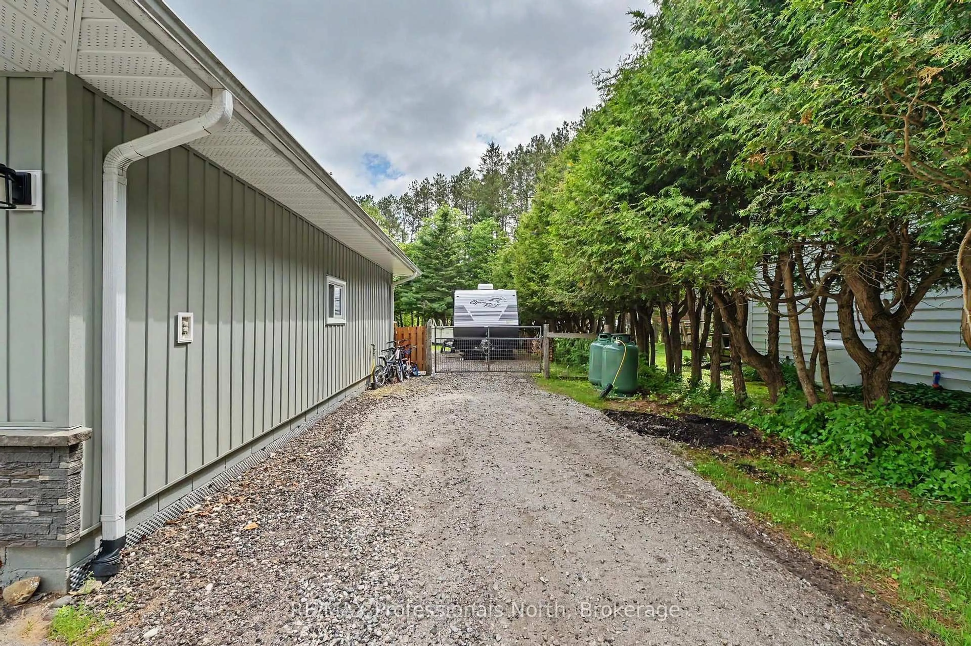 Unknown for 12 Stouffer St, Minden Hills Ontario K0M 2K0