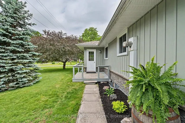 12 Stouffer St, Minden Hills 5