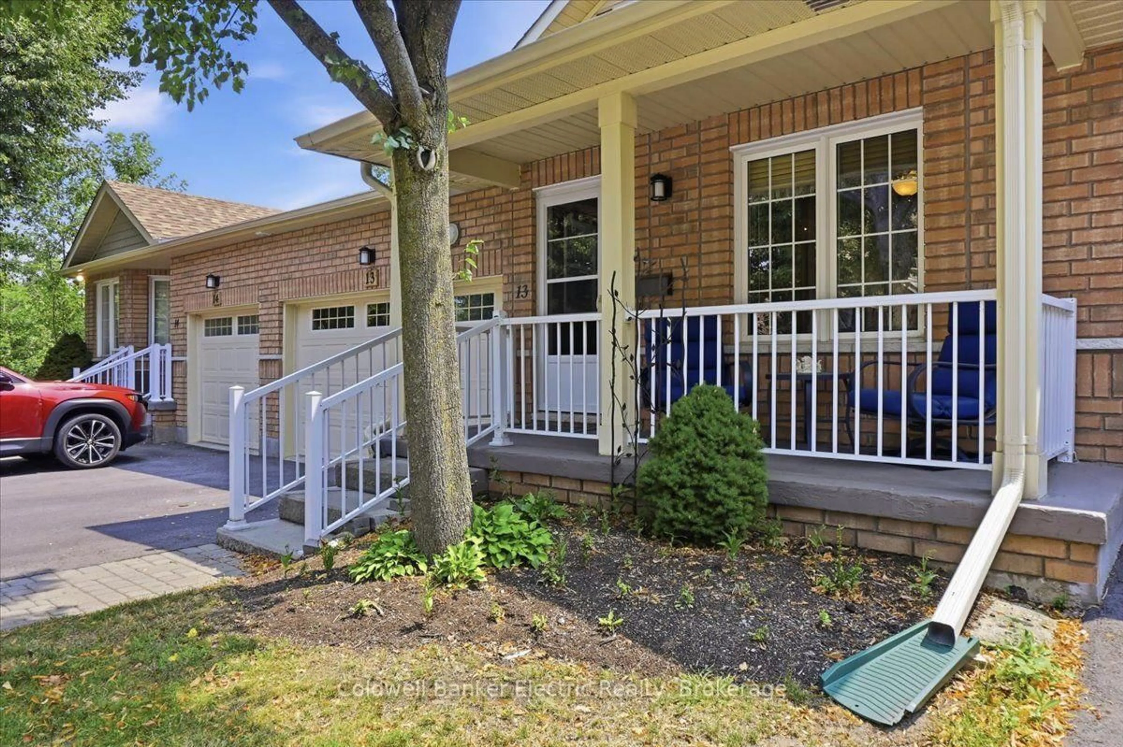 Unknown for 877 Wentworth St #13, Peterborough Ontario K9J 8R7