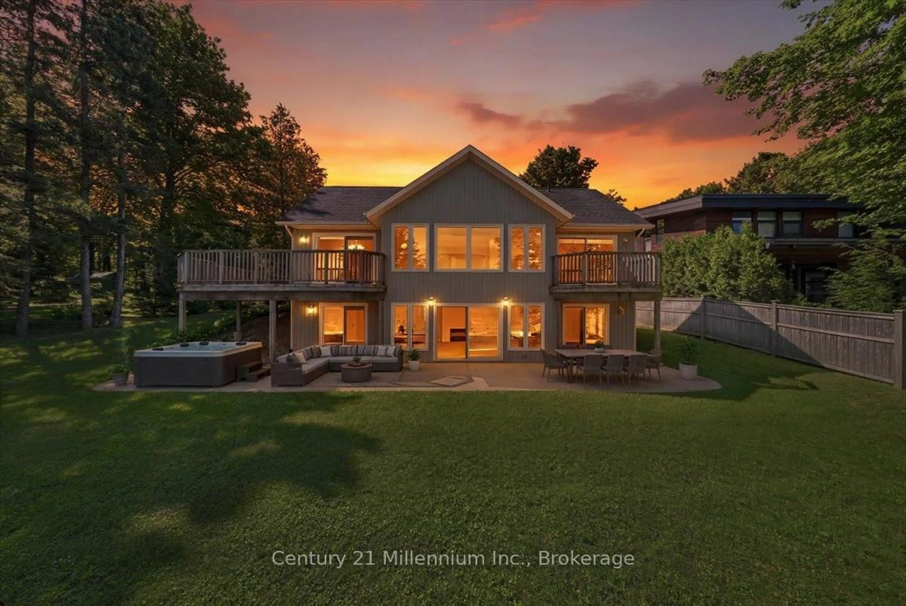 A pic from outside/outdoor area/front of a property/back of a property/a pic from drone, unknown for 115 South Shores Rd, Grey Highlands Ontario N0C 1E0