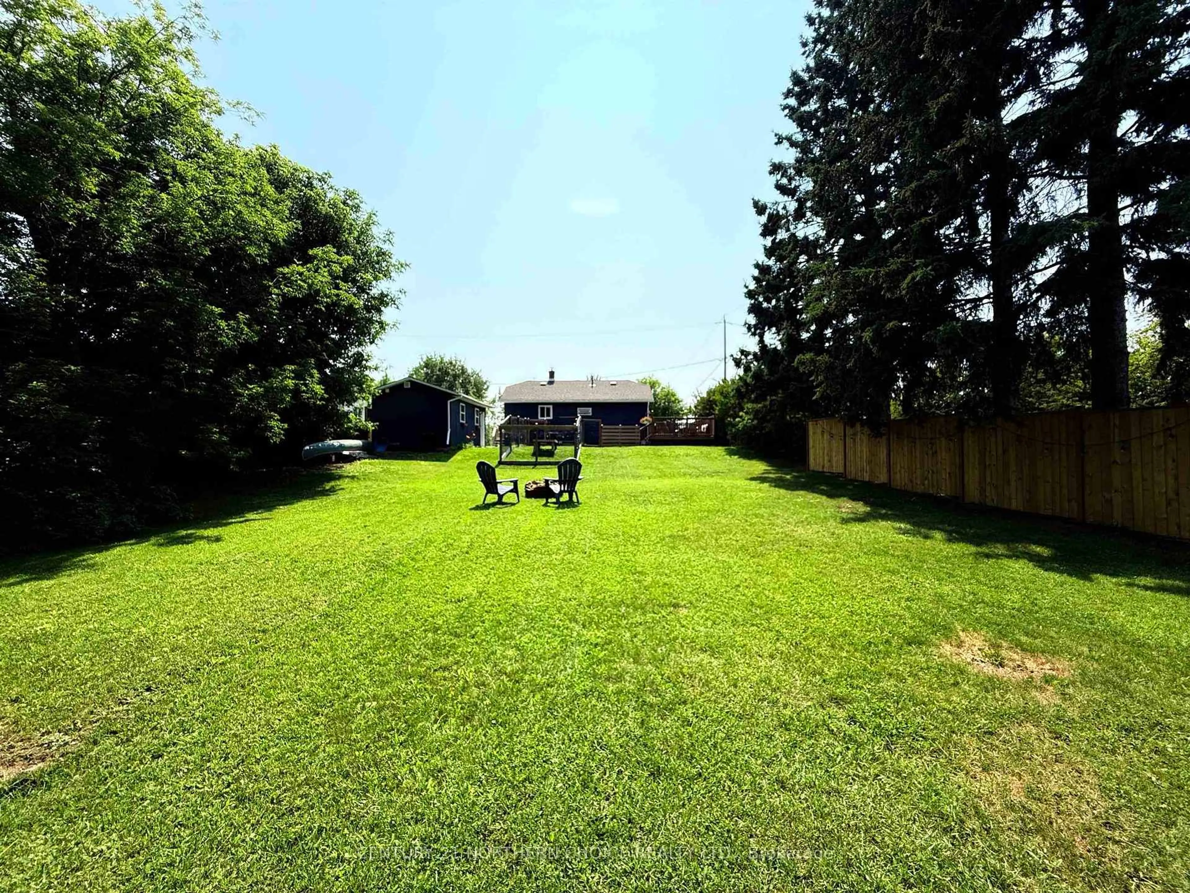 A pic from outside/outdoor area/front of a property/back of a property/a pic from drone, water/lake/river/ocean view for 36 Robert St, Sioux Lookout Ontario P8T 1C8