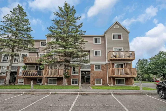 500 Fenerty Crt #6, Ottawa 2