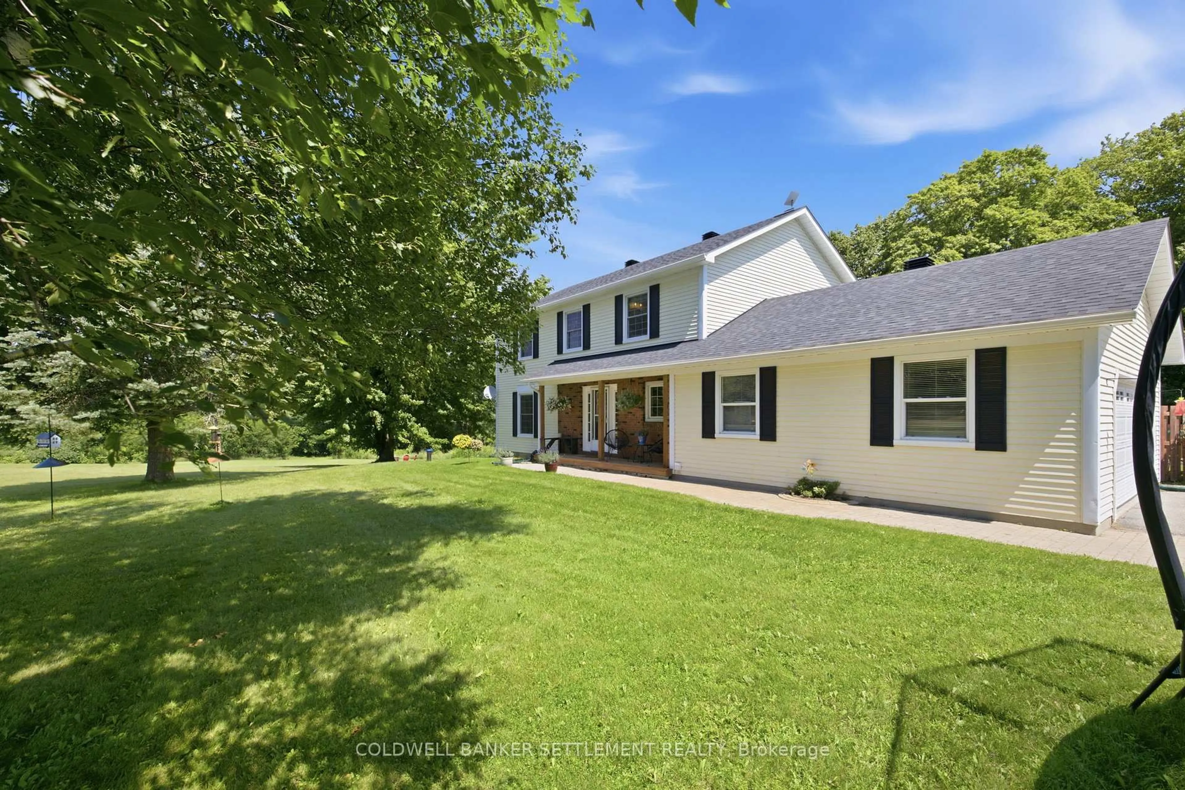 A pic from outside/outdoor area/front of a property/back of a property/a pic from drone, unknown for 41 Rideau Ferry Rd, Rideau Lakes Ontario K0G 1L0