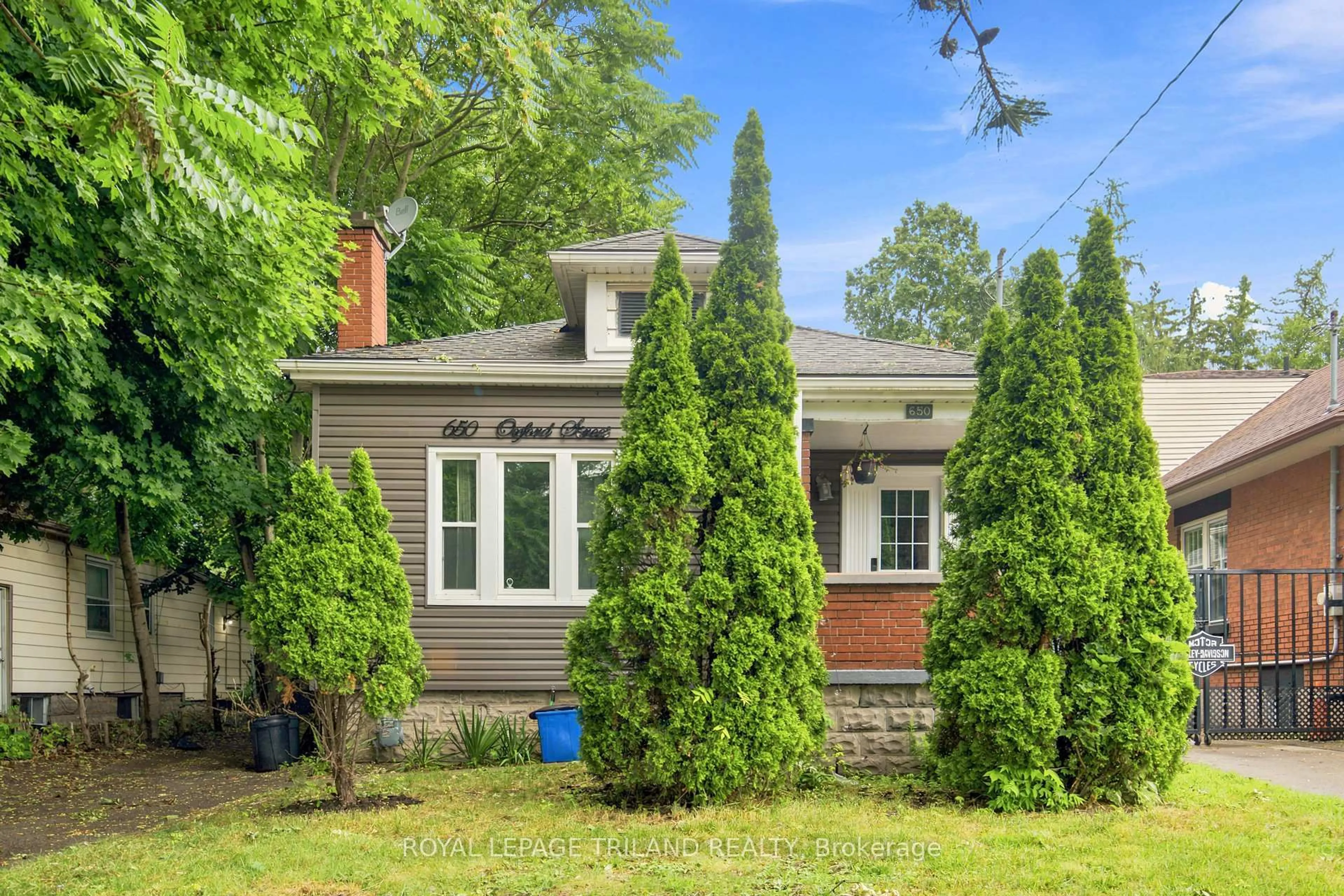 Home with brick exterior material, street for 650 Oxford St, London East Ontario N5Y 3J4