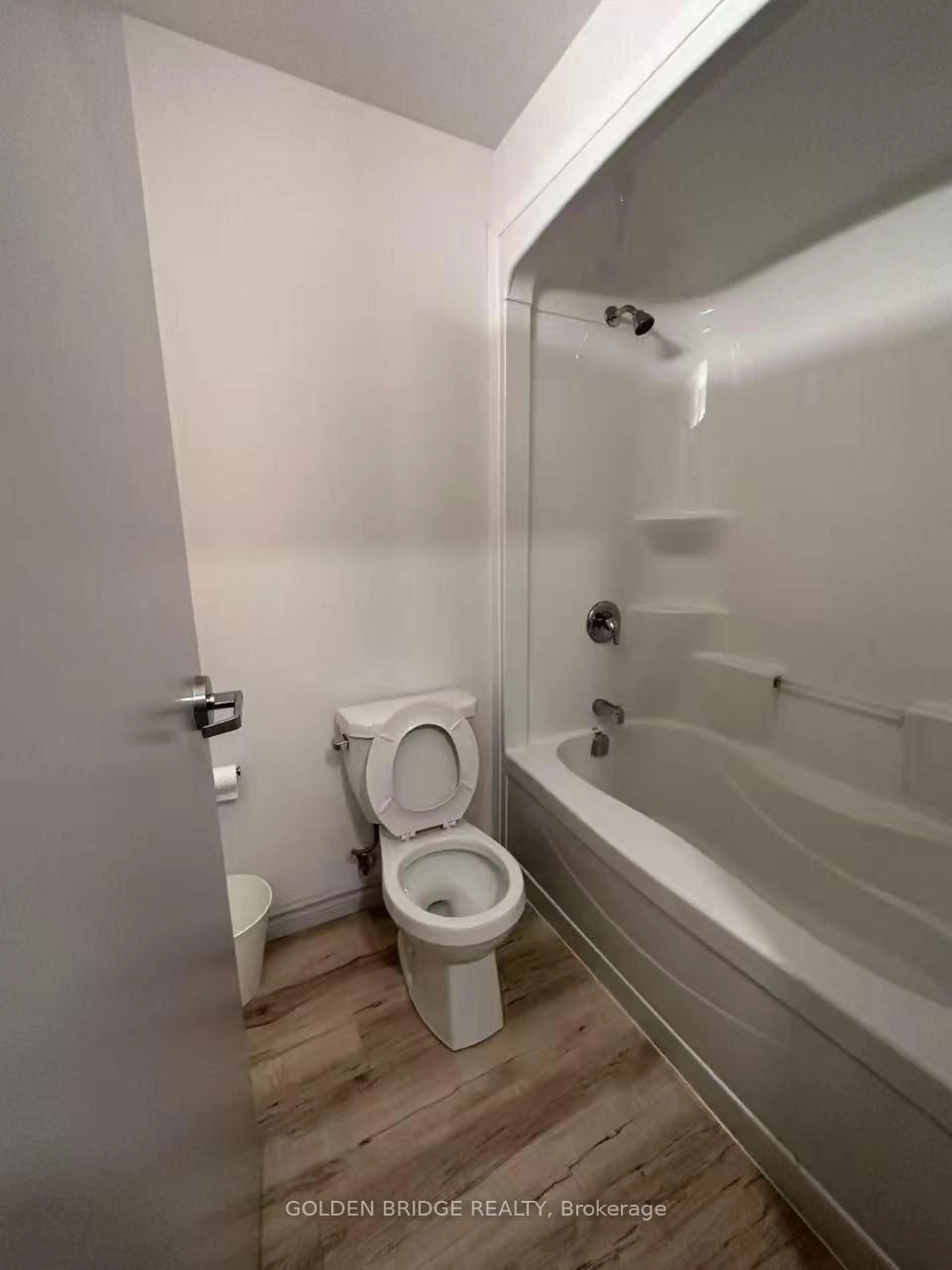 A pic of a room for 269 Sunview St #302, Waterloo Ontario N2L 3V8