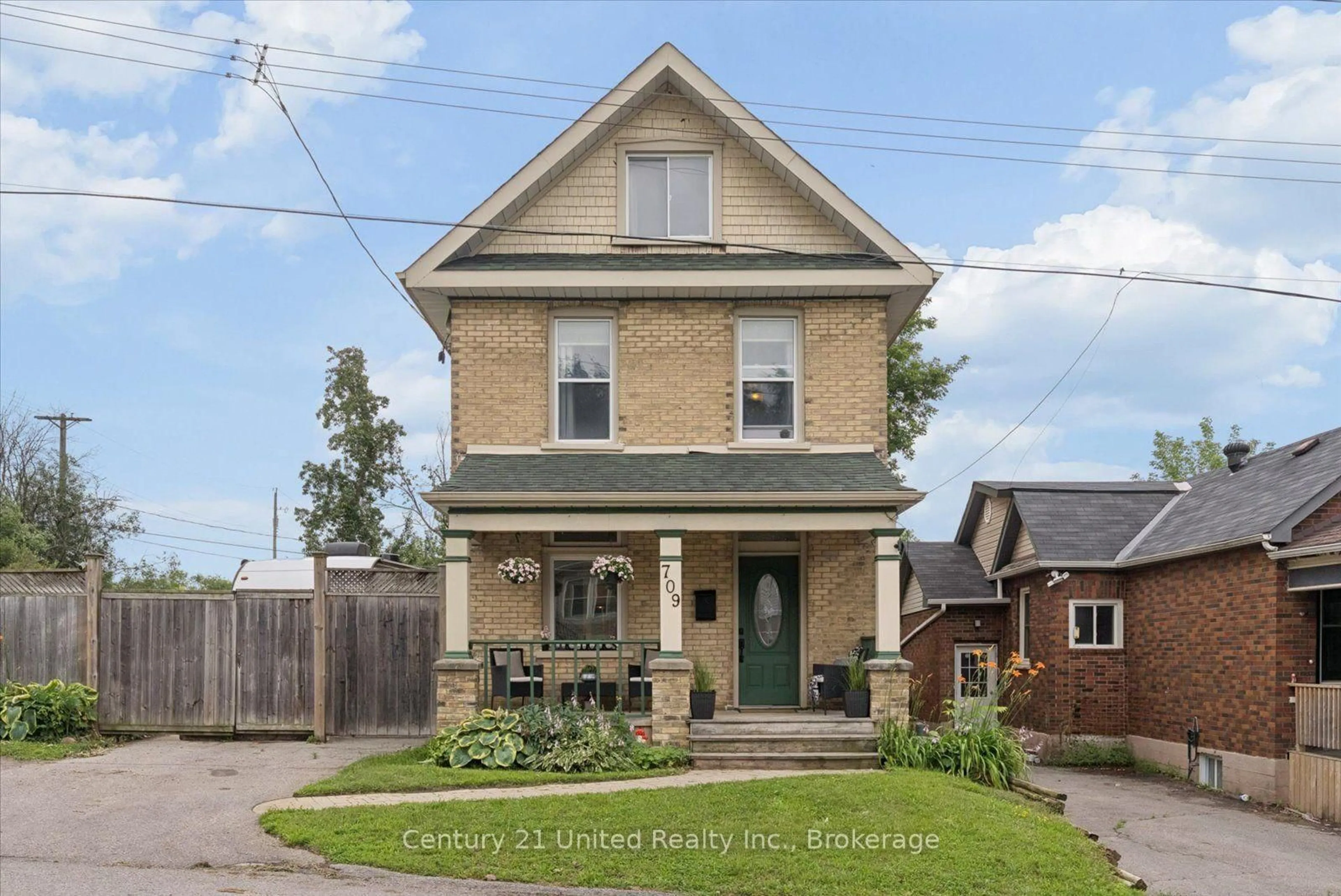 Home with brick exterior material, street for 709 Third Ave, Peterborough Ontario K9J 4P4
