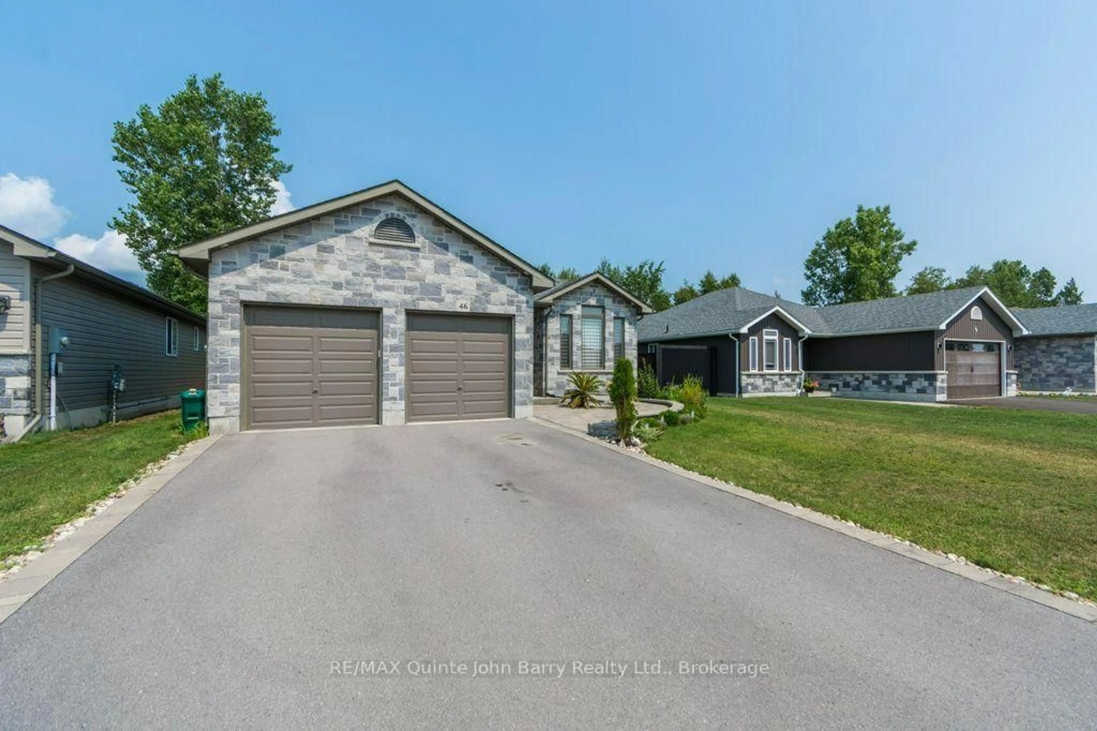 A pic from outside/outdoor area/front of a property/back of a property/a pic from drone, street for 46 Birchmount St, Quinte West Ontario K8V 0C6
