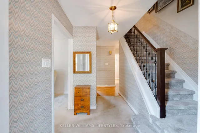 203 McMaster Crt, London South 5