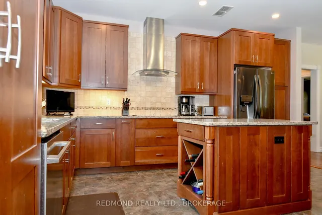278B 1000 Island Pkwy, Front of Leeds & Seeleys Bay 5
