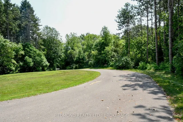 278B 1000 Island Pkwy, Front of Leeds & Seeleys Bay 4