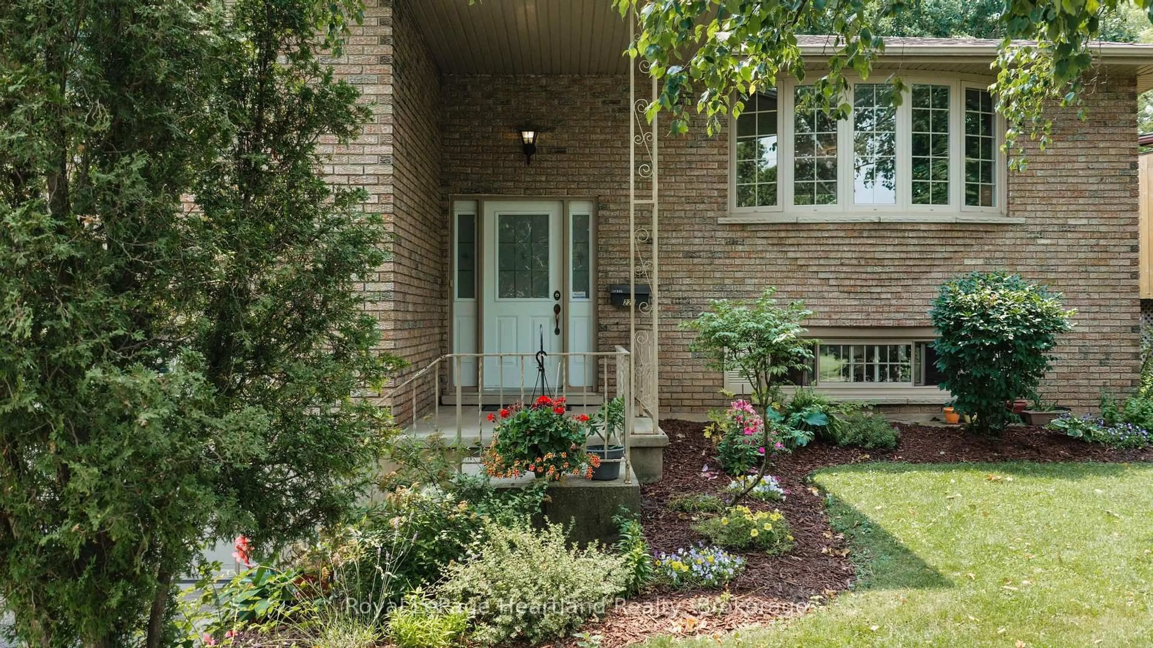 Home with brick exterior material, street for 223 Kemp Cres, Stratford Ontario N5A 6Z5