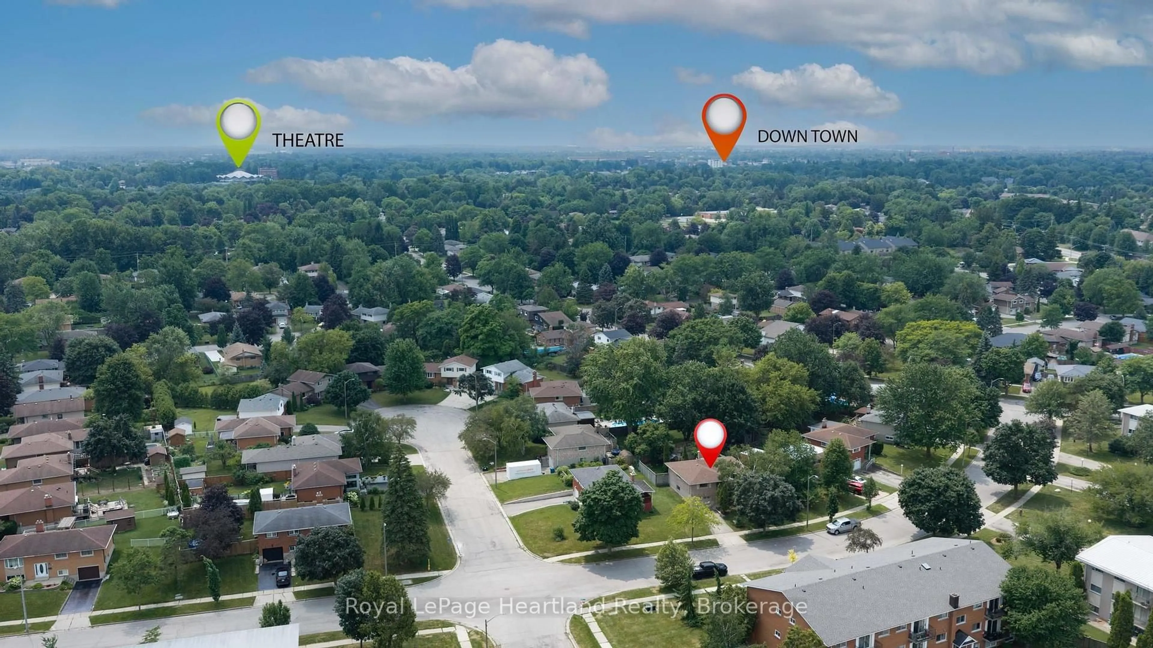 A pic from outside/outdoor area/front of a property/back of a property/a pic from drone, unknown for 223 Kemp Cres, Stratford Ontario N5A 6Z5