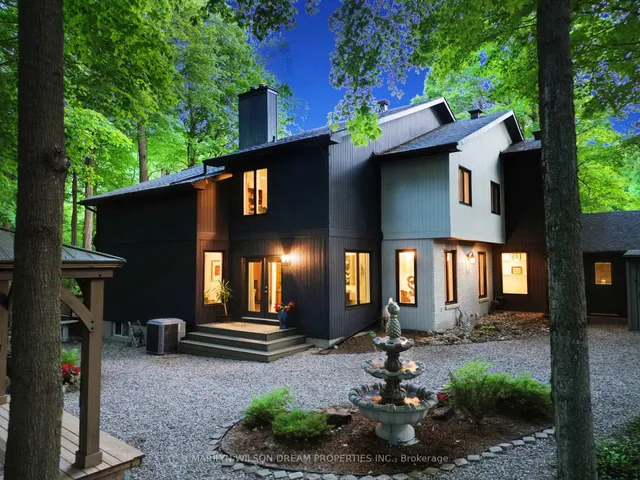 11 Burrows Rd, Ottawa 2