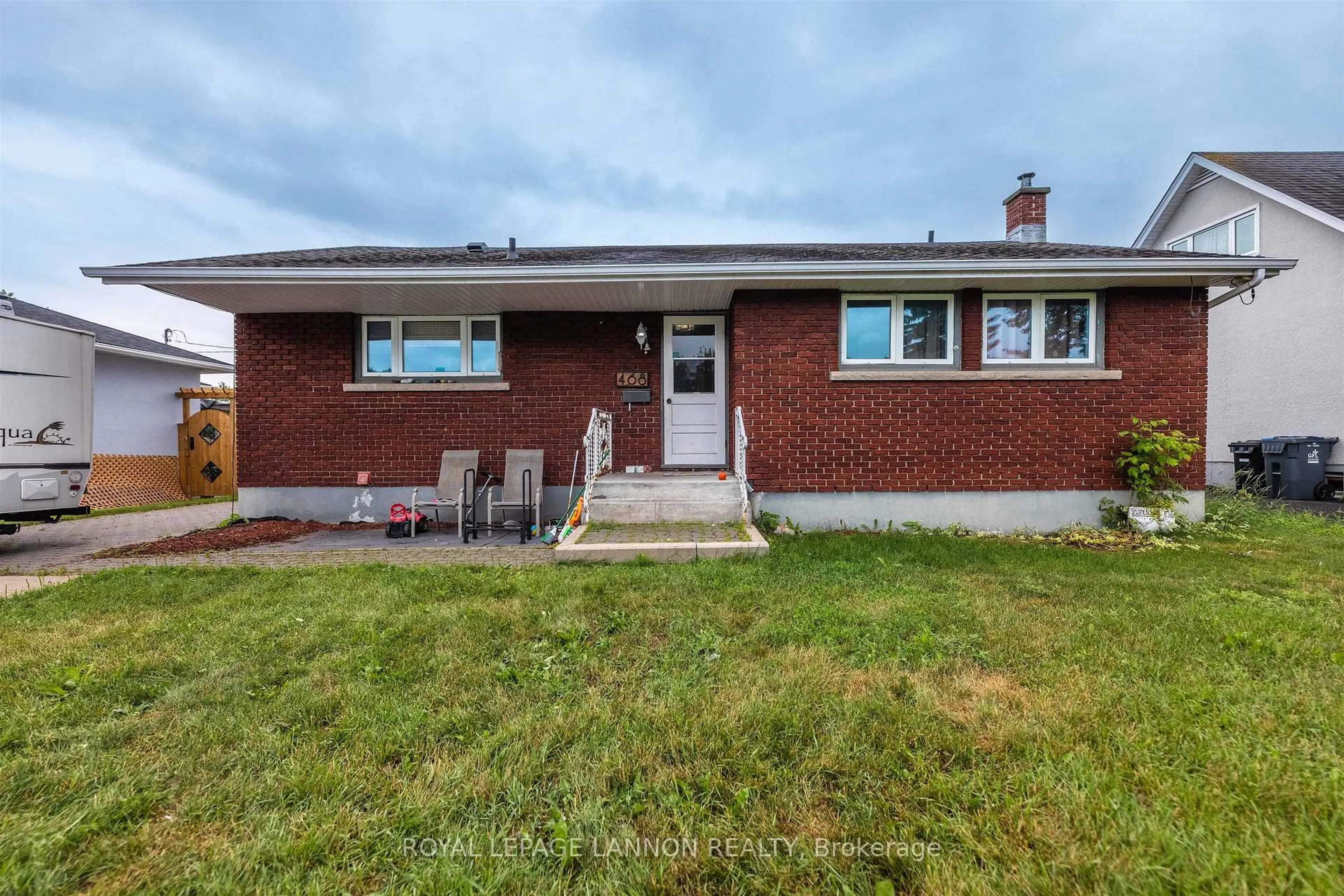 Home with brick exterior material, street for 468 Heather Cres, Thunder Bay Ontario P7E 5K9