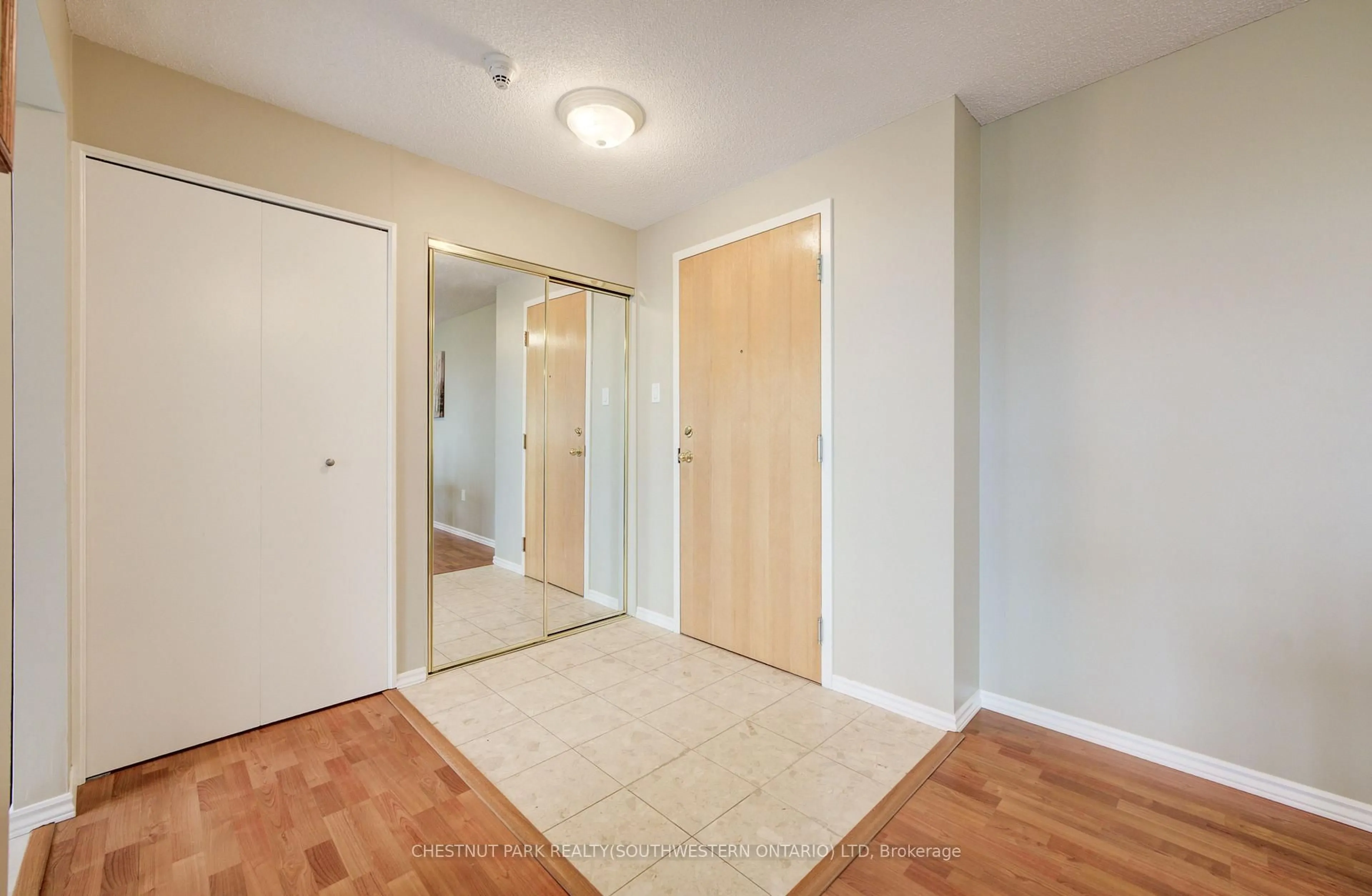 Indoor entryway for 30 Blue Springs Dr #PH14, Waterloo Ontario N2J 4T2