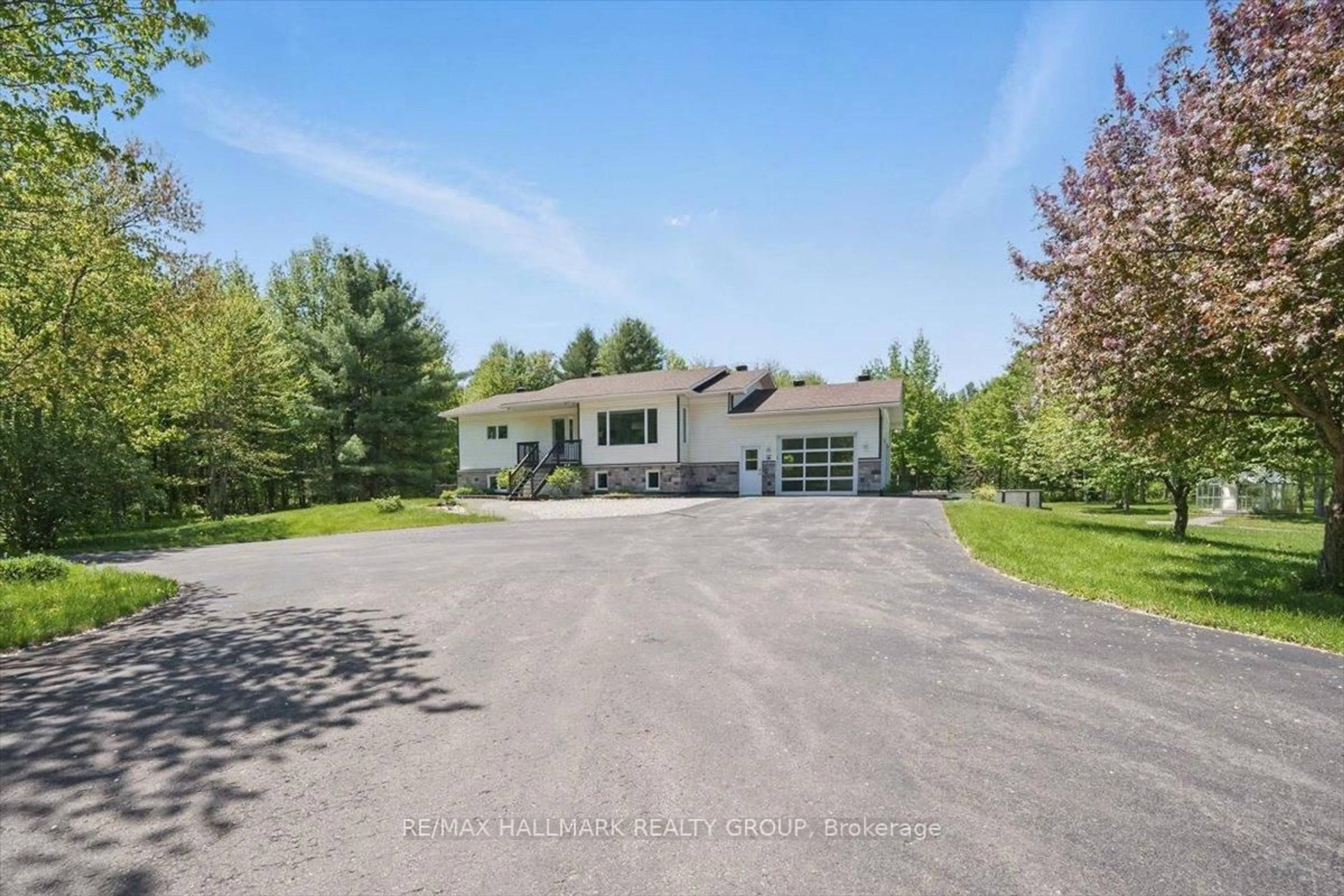 A pic from outside/outdoor area/front of a property/back of a property/a pic from drone, unknown for 1720 Des Pins Rd, The Nation Ontario K0A 2M0