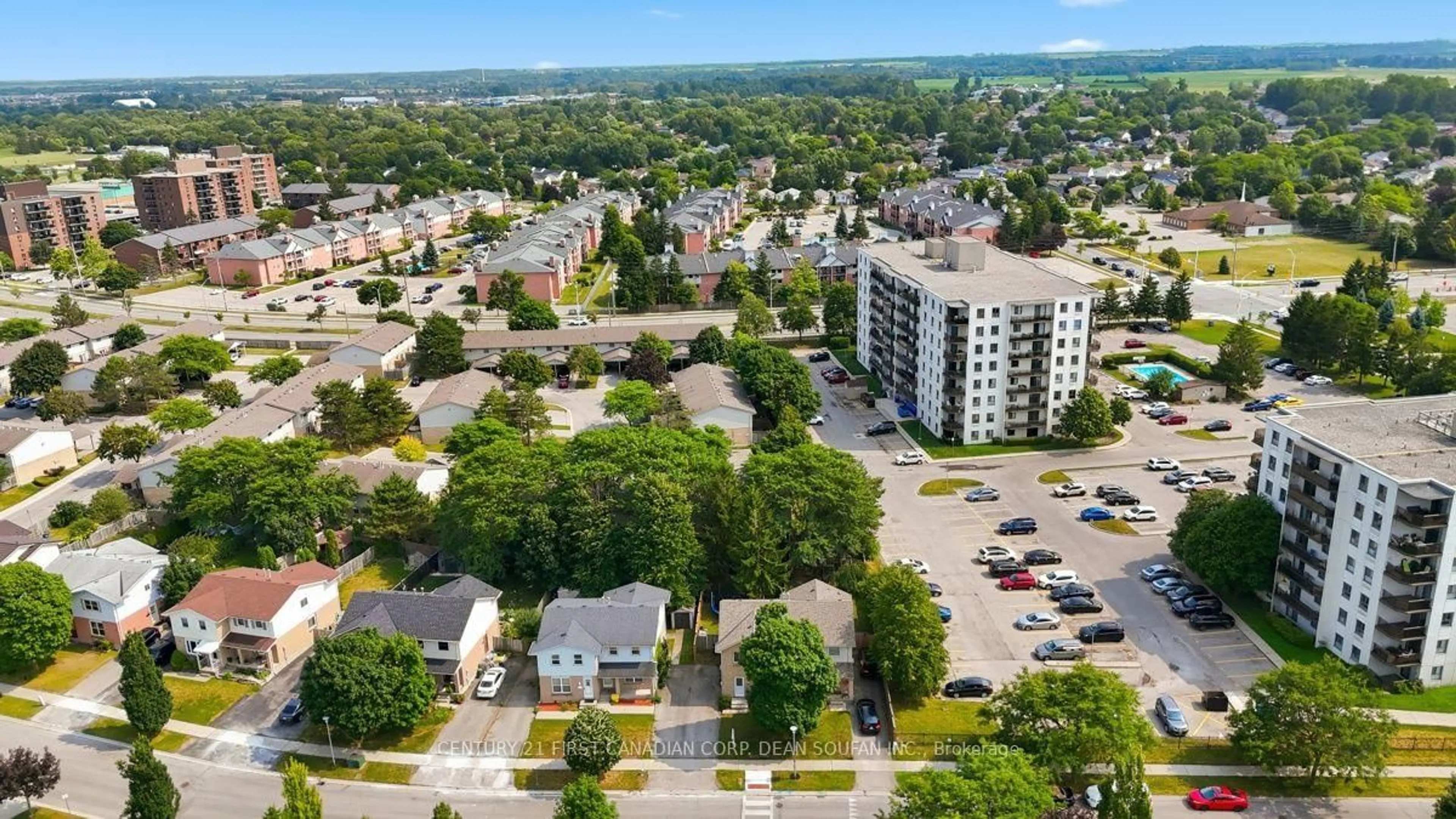 A pic from outside/outdoor area/front of a property/back of a property/a pic from drone, city buildings view from balcony for 33 Ashley Cres, London South Ontario N6E 3P7