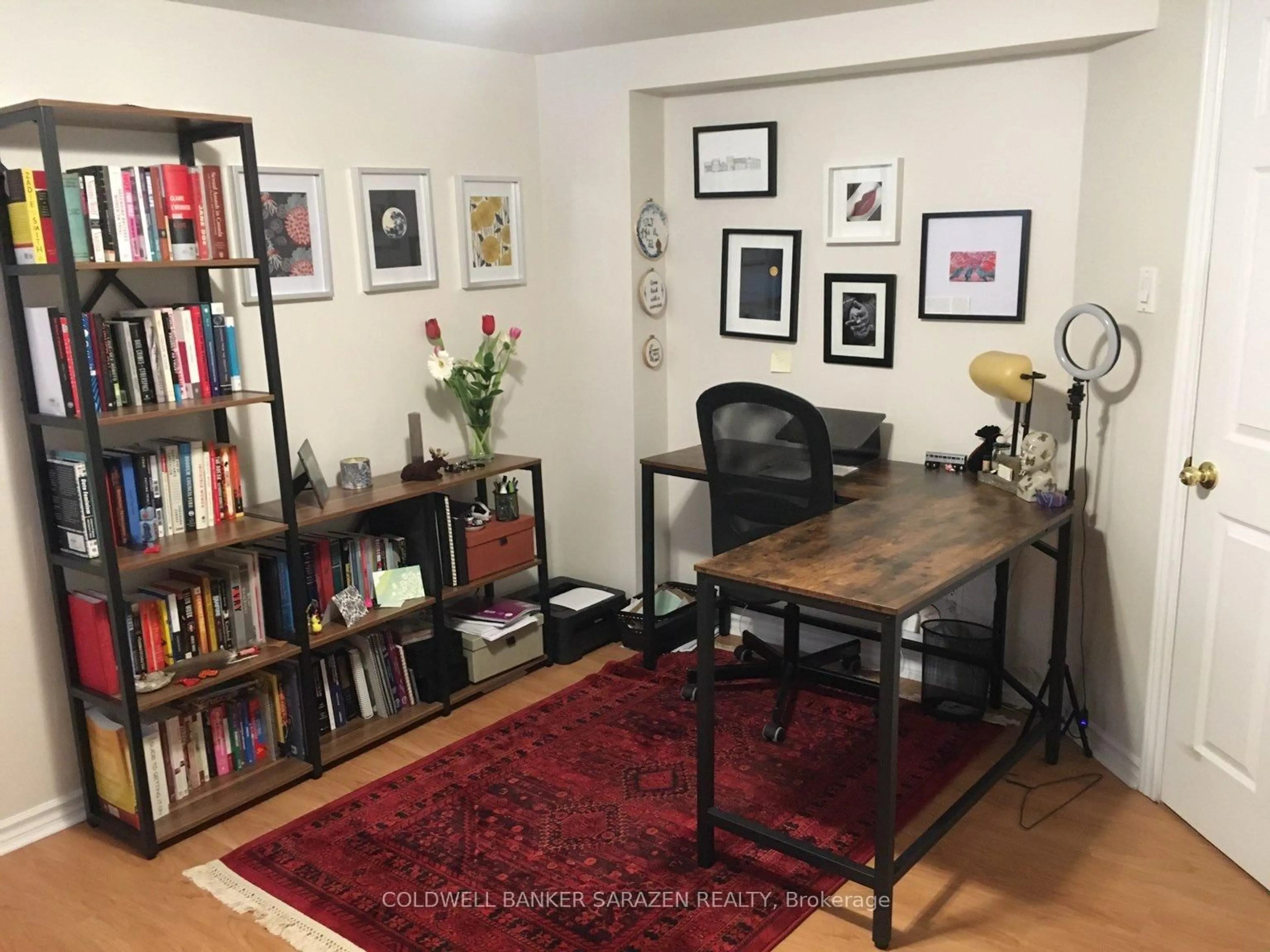 A pic of a room for 380 First Ave, Ottawa Ontario K1S 2H1