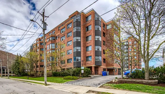 20 Ellen St #403, Kitchener