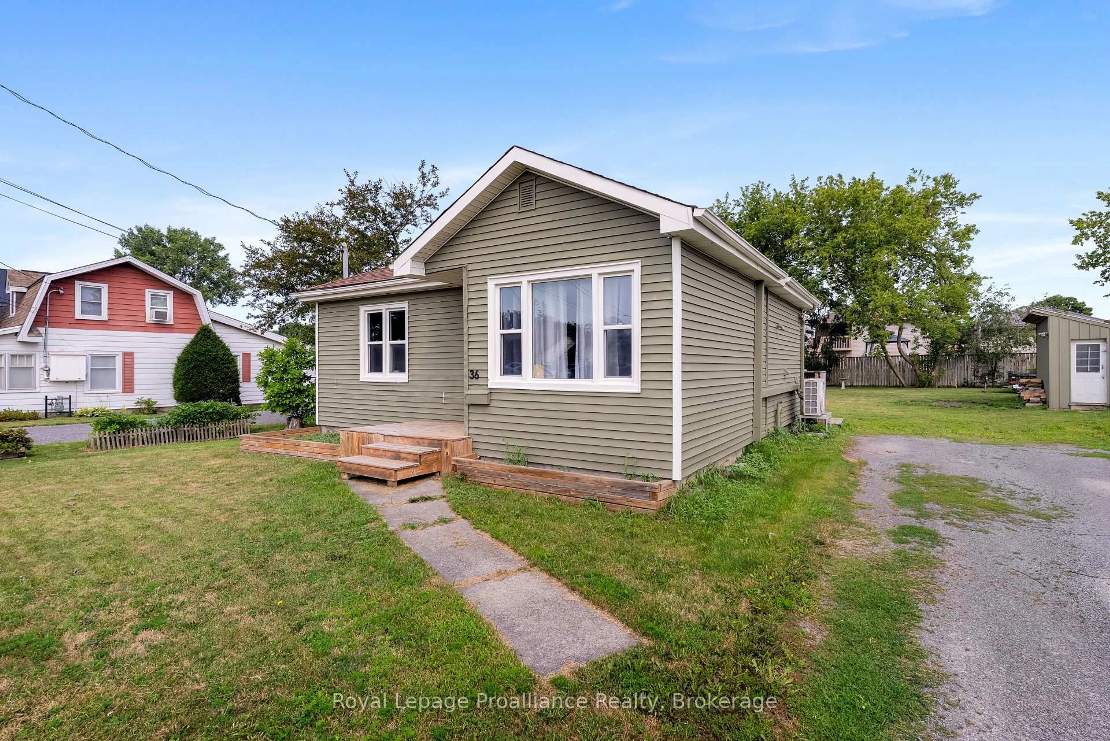 Home with vinyl exterior material, street for 36 Byron St, Belleville Ontario K8N 2W1