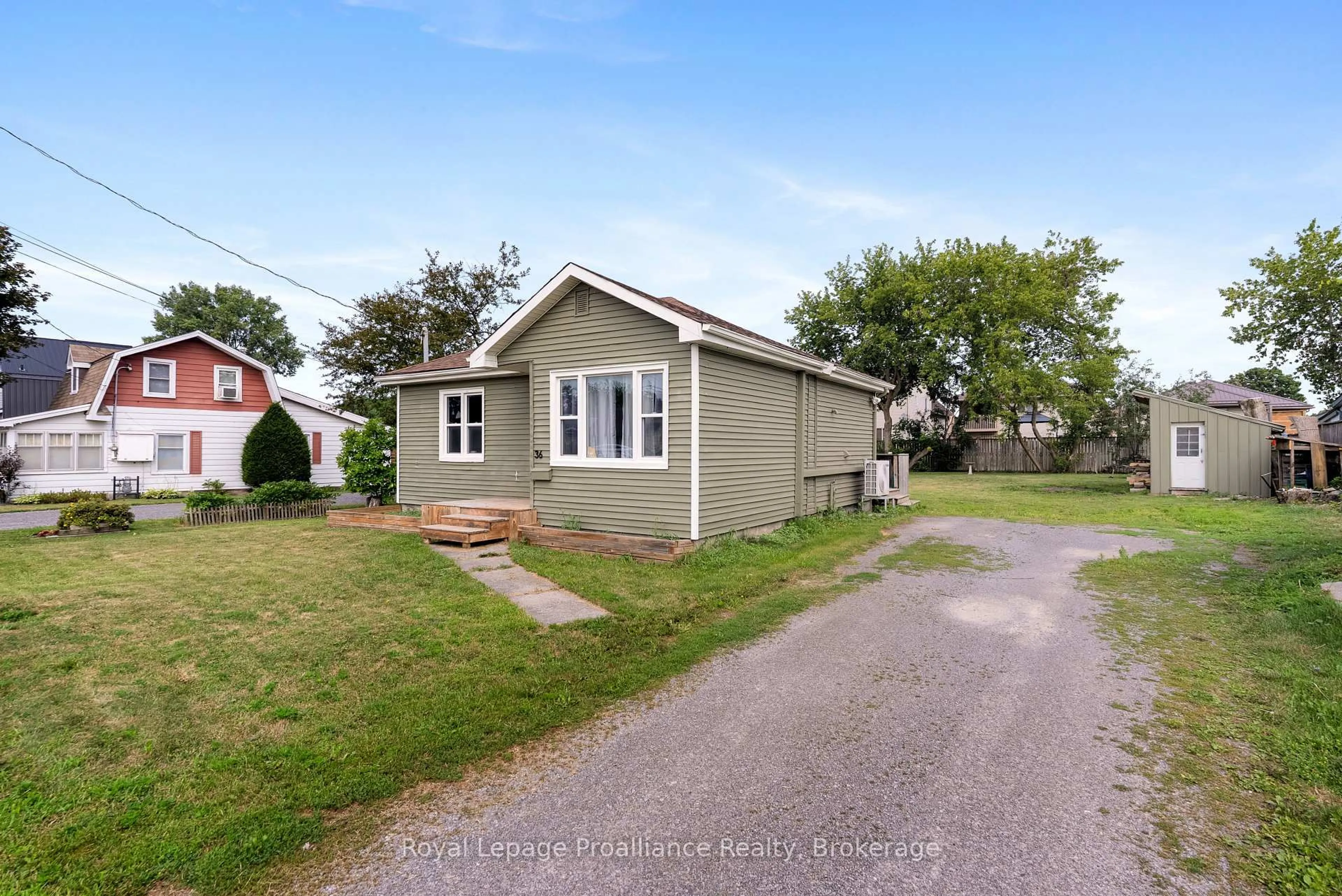 Unknown for 36 Byron St, Belleville Ontario K8N 2W1