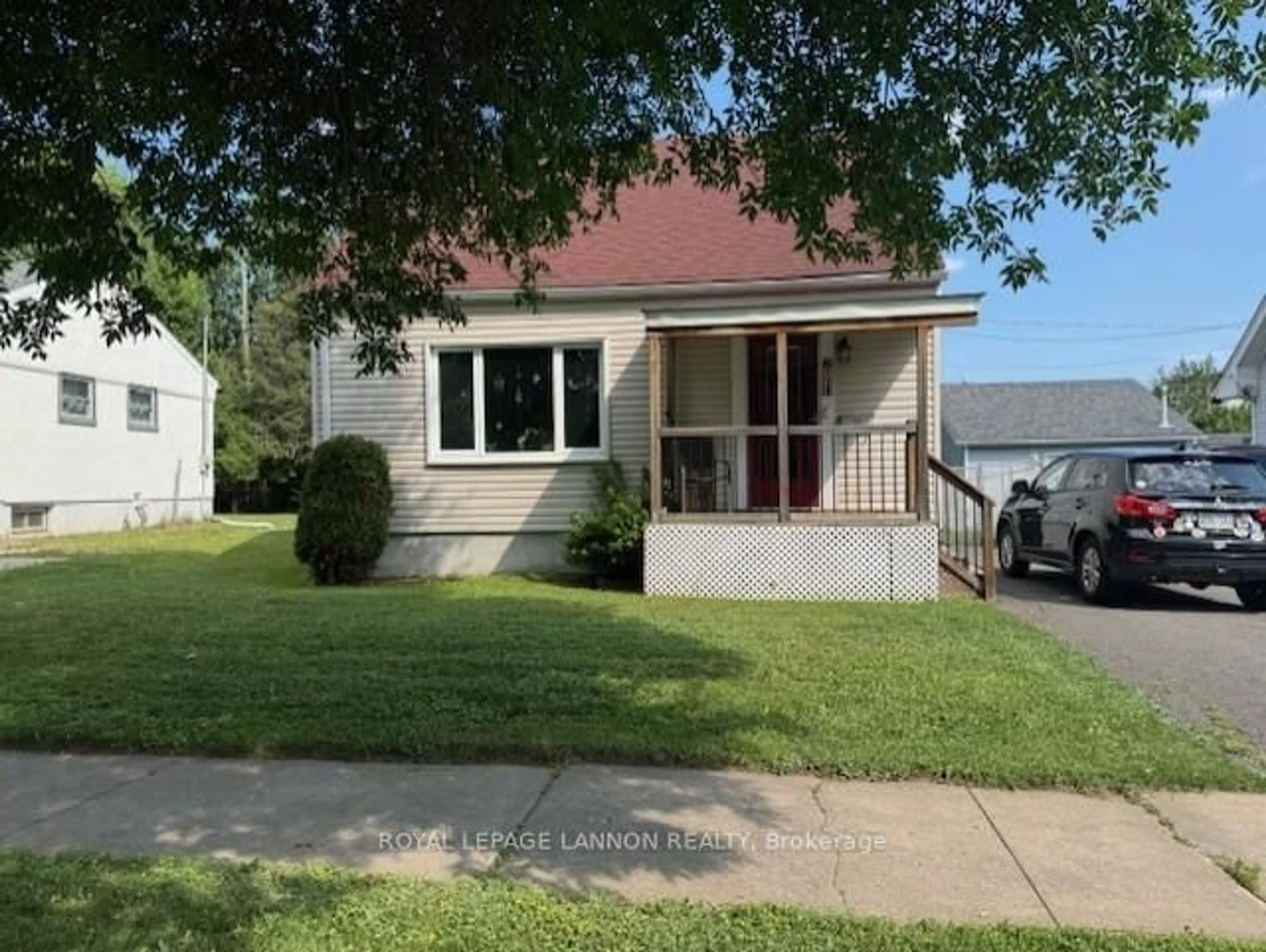 Home with vinyl exterior material, street for 129 RAY Blvd, Thunder Bay Ontario P7B 4C5