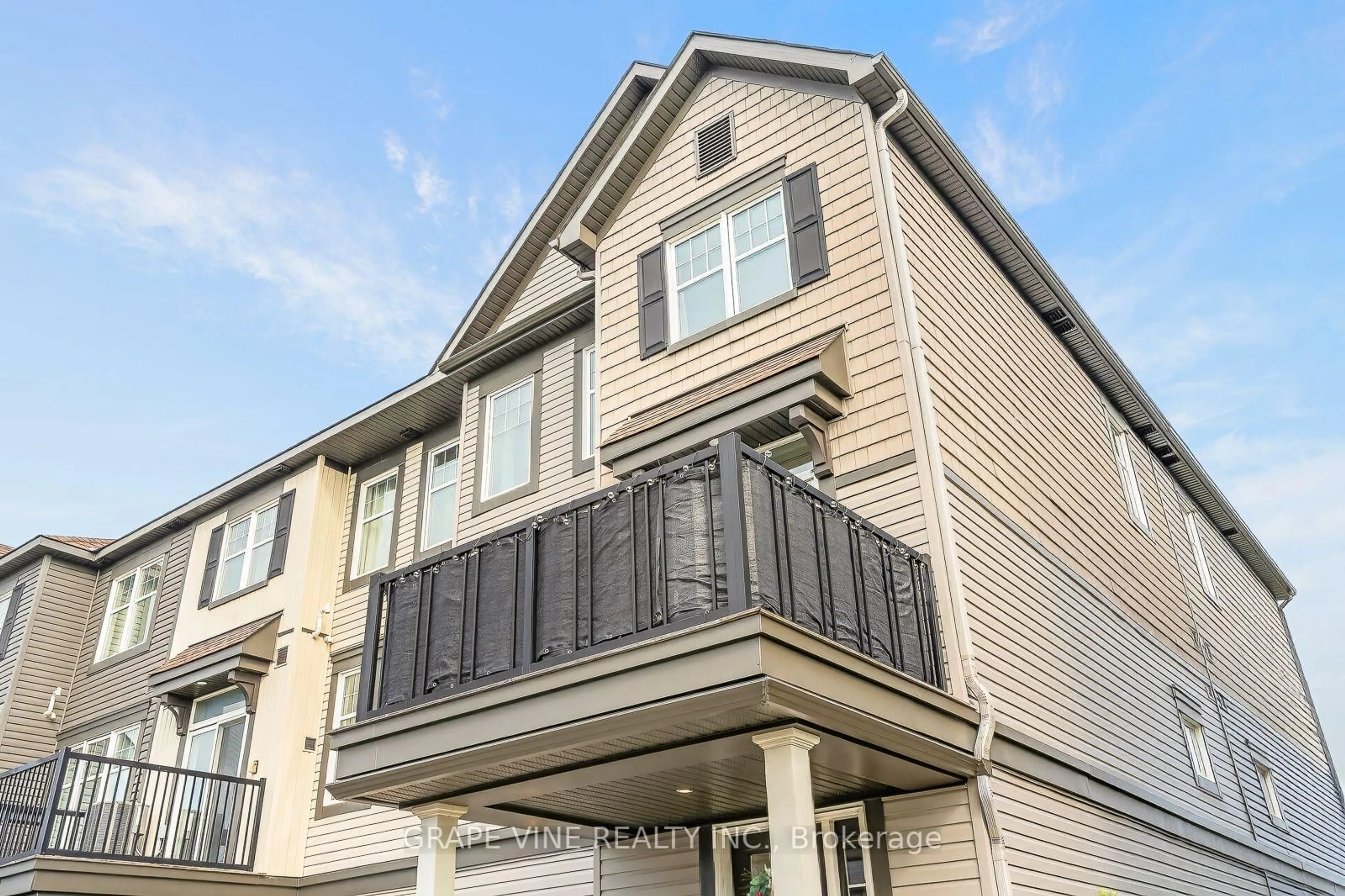 Home with vinyl exterior material, unknown for 368 Mountain Sorrel Way, Ottawa Ontario K4A 1H6