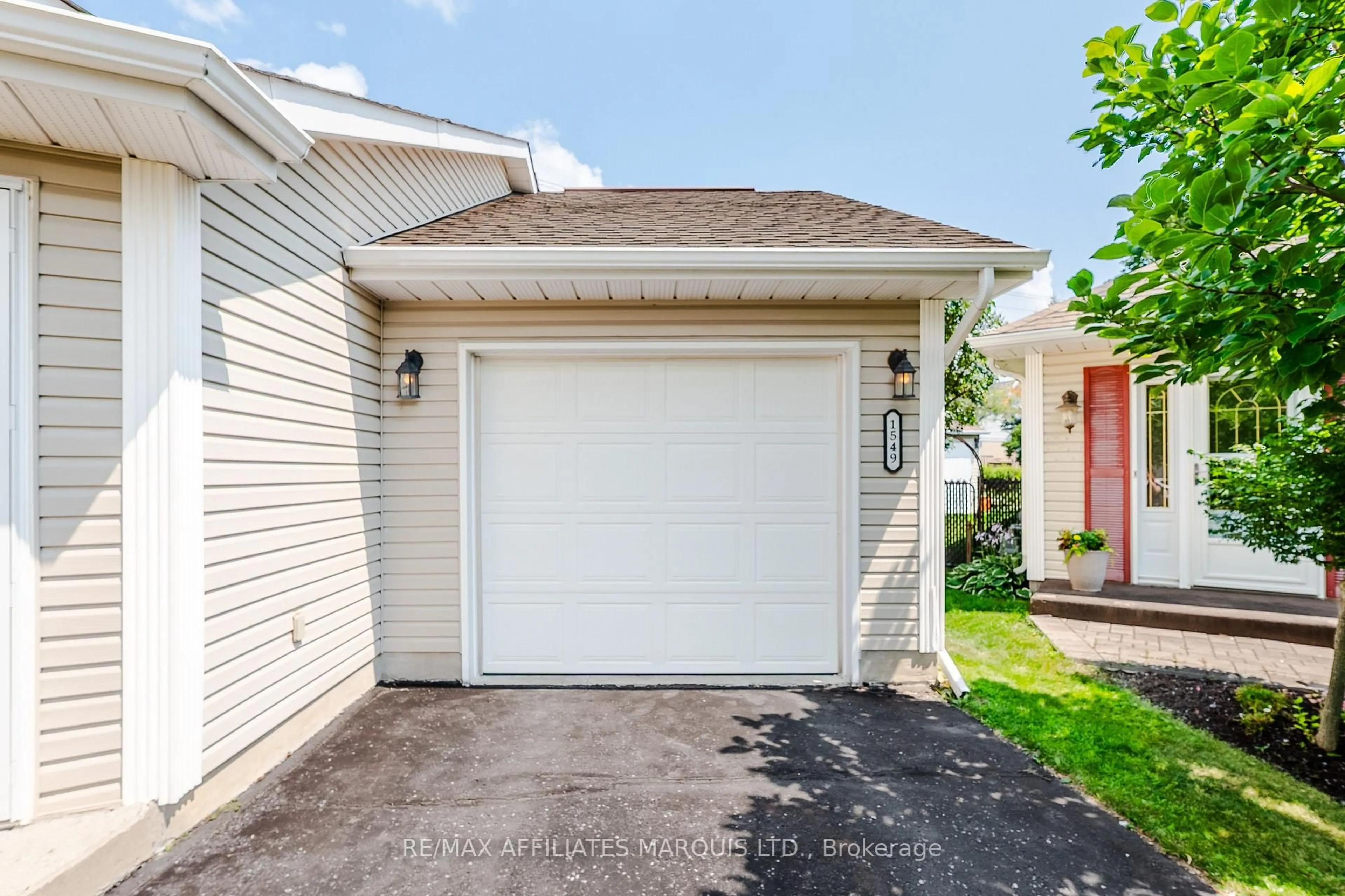 Unknown for 1549 Joseph Crt, Cornwall Ontario K6H 7N7