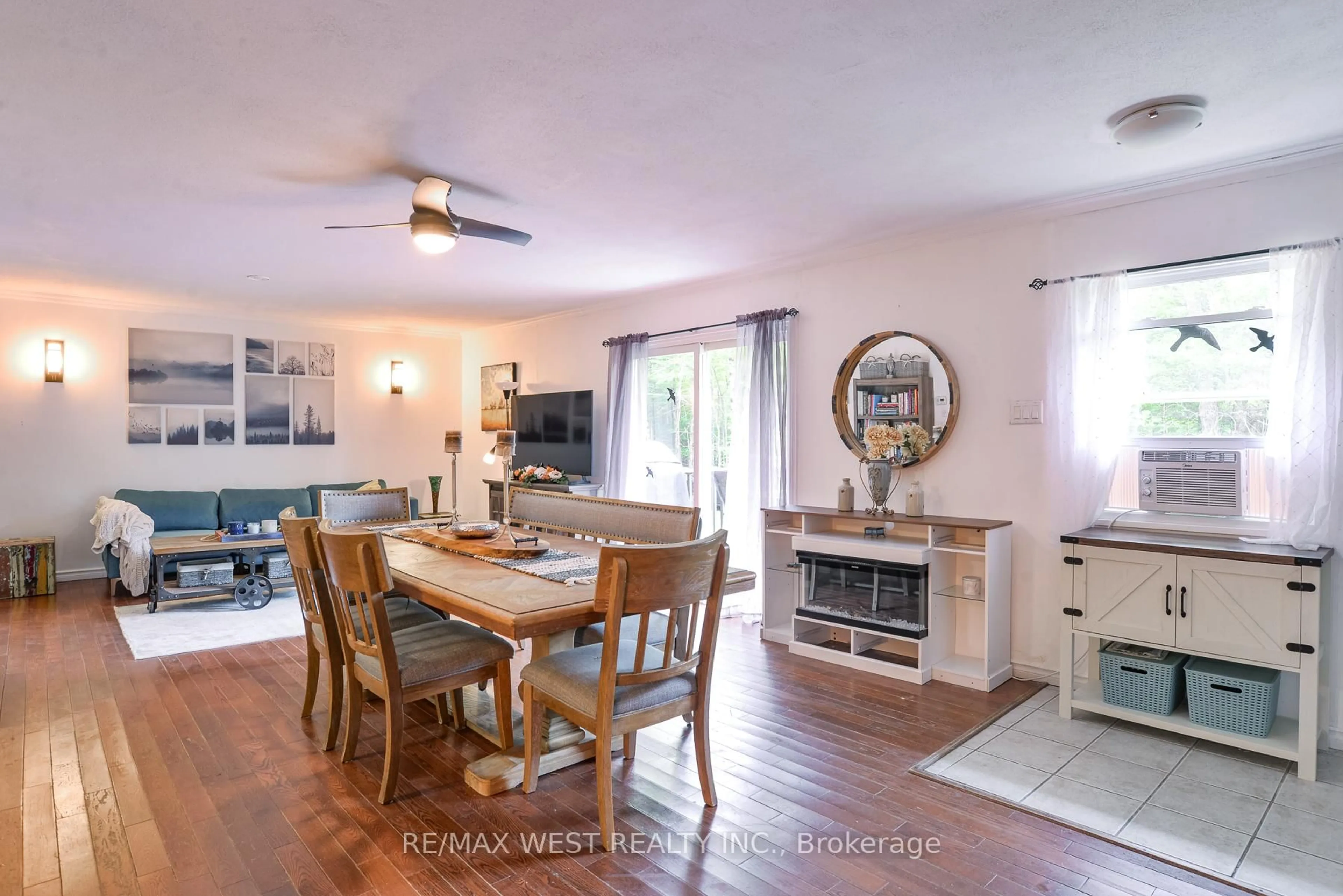 Dining room, unknown for 365 Clearwater Lake Rd, Huntsville Ontario P0B 1L0