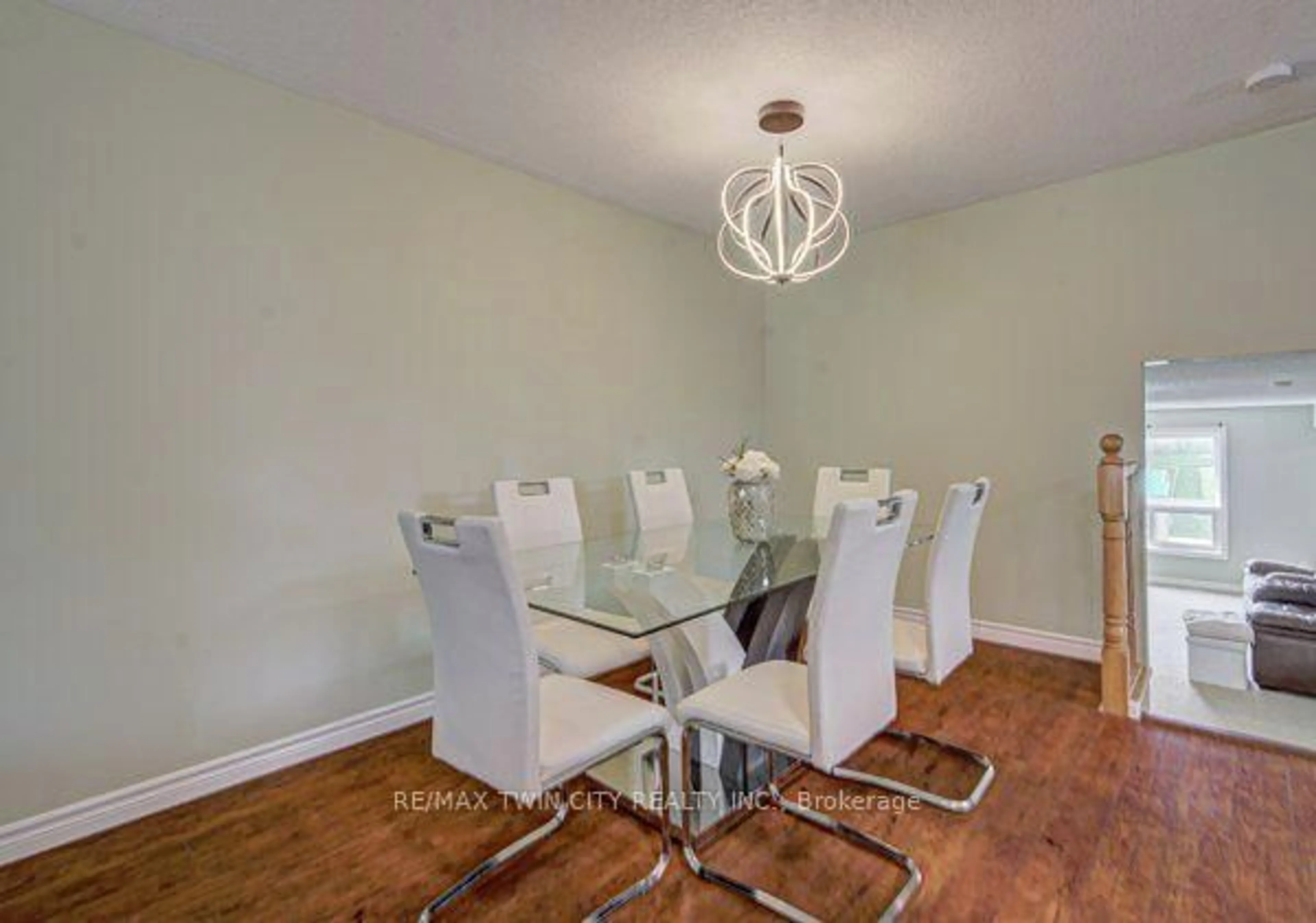 Dining room, wood/laminate floor for 37 Wingfield Ave, Stratford Ontario N5A 7R5