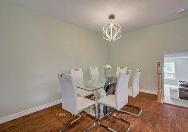 37 Wingfield Ave, Stratford 3