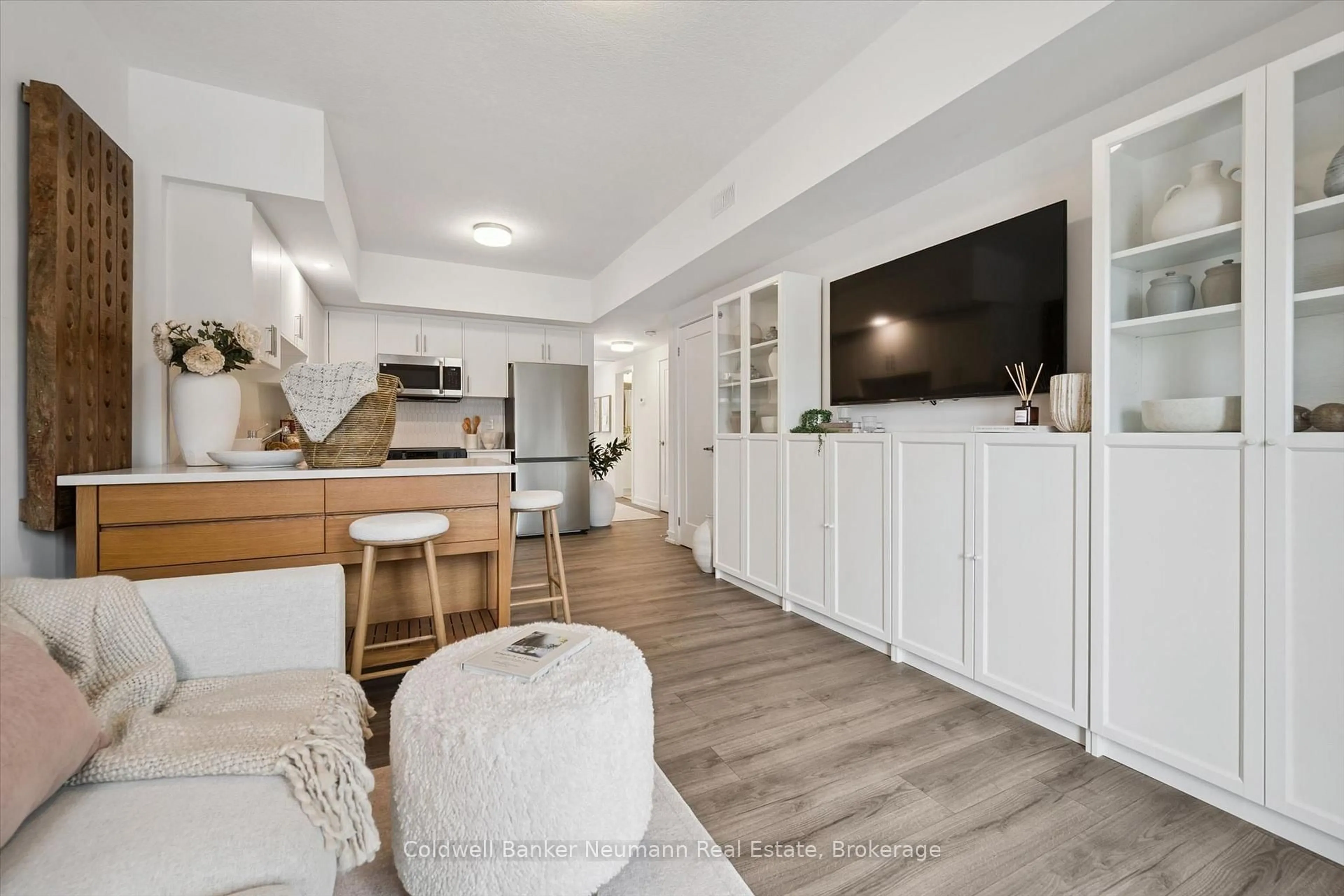 Open concept kitchen, unknown for 940 St. David St #78, Centre Wellington Ontario N1M 0L7