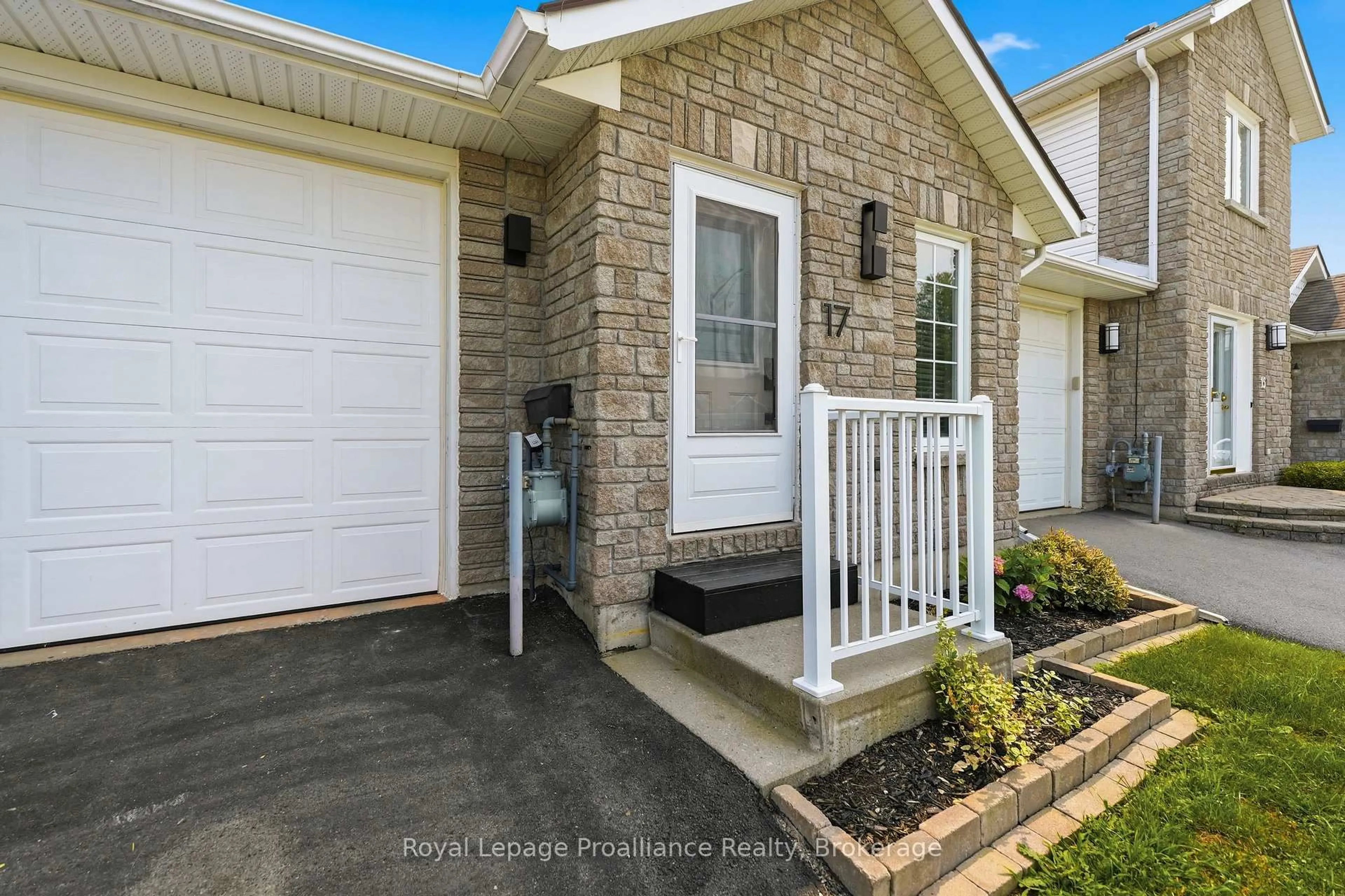 Unknown for 17 Alder Crt, Belleville Ontario K8P 5L5