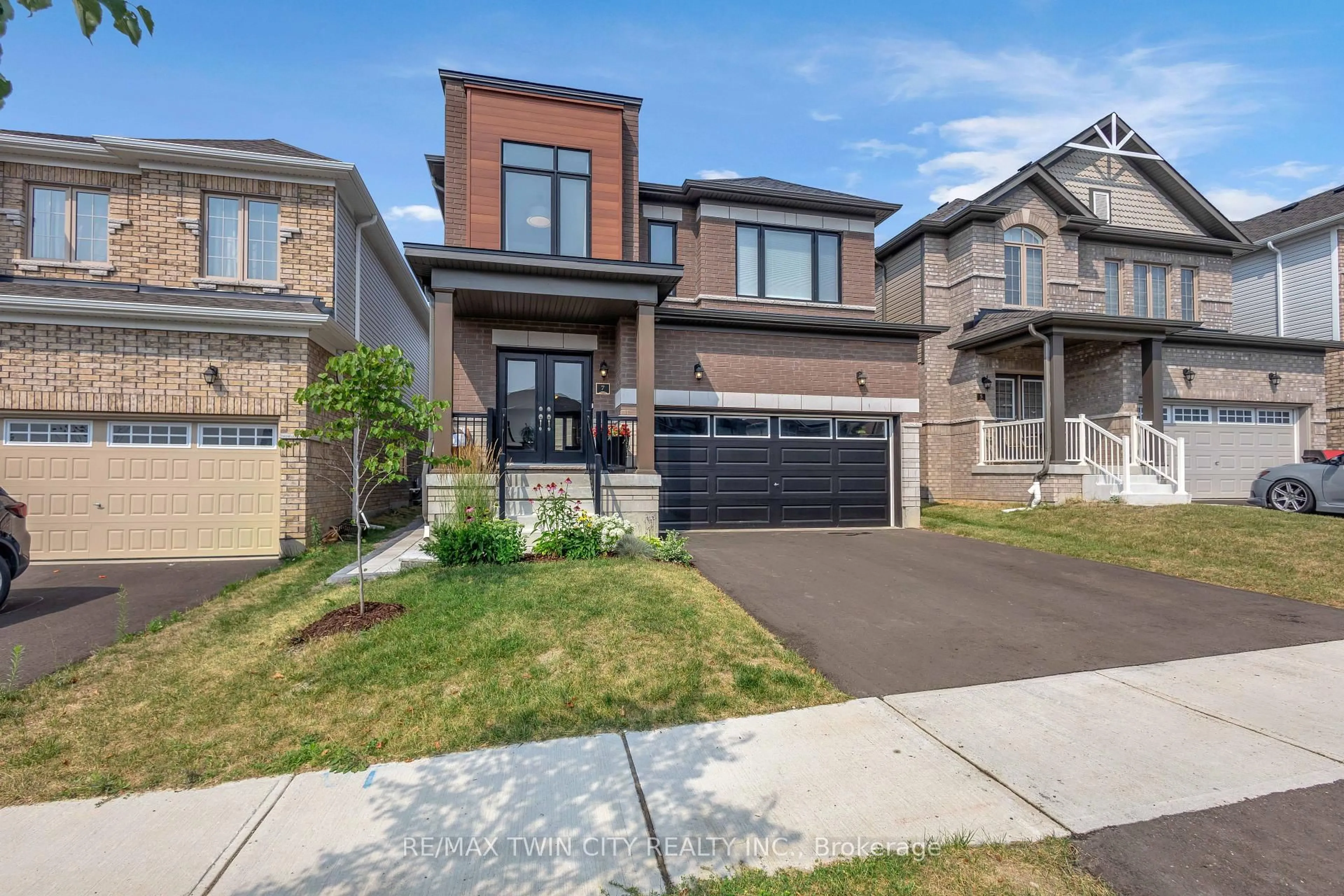 Unknown for 7 Mears Rd, Brant Ontario N3L 3E2