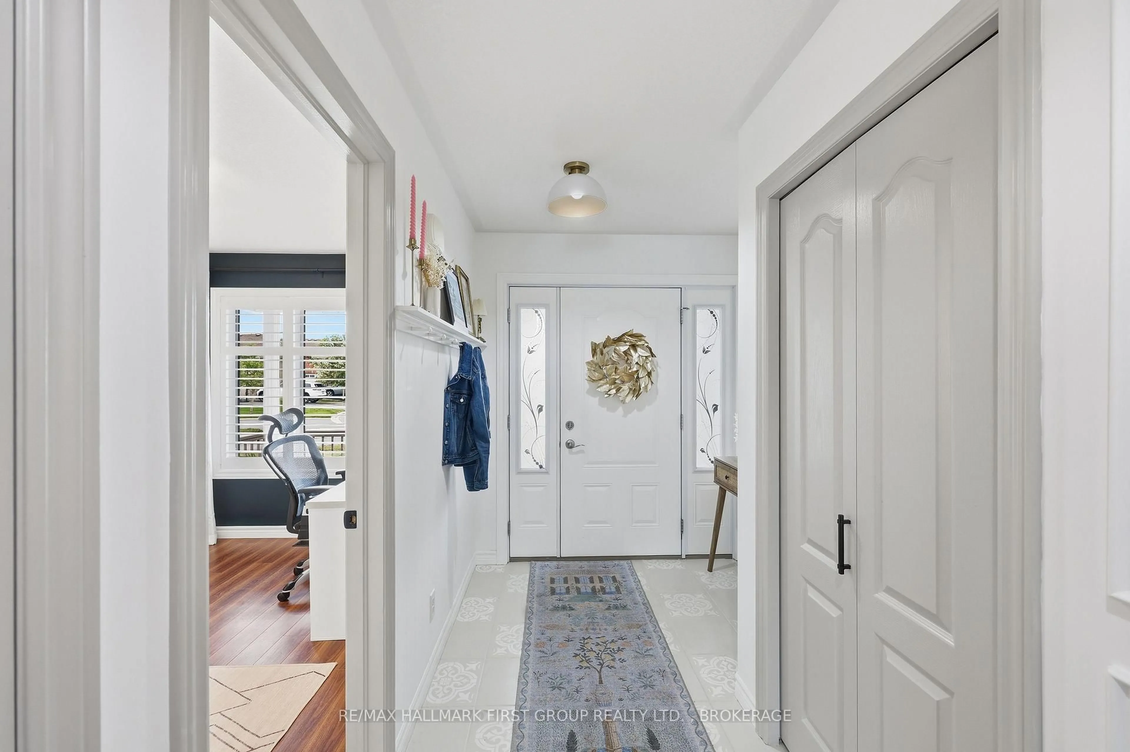 Indoor entryway for 1286 Mazzolin Cres, Kingston Ontario K7P 0G6