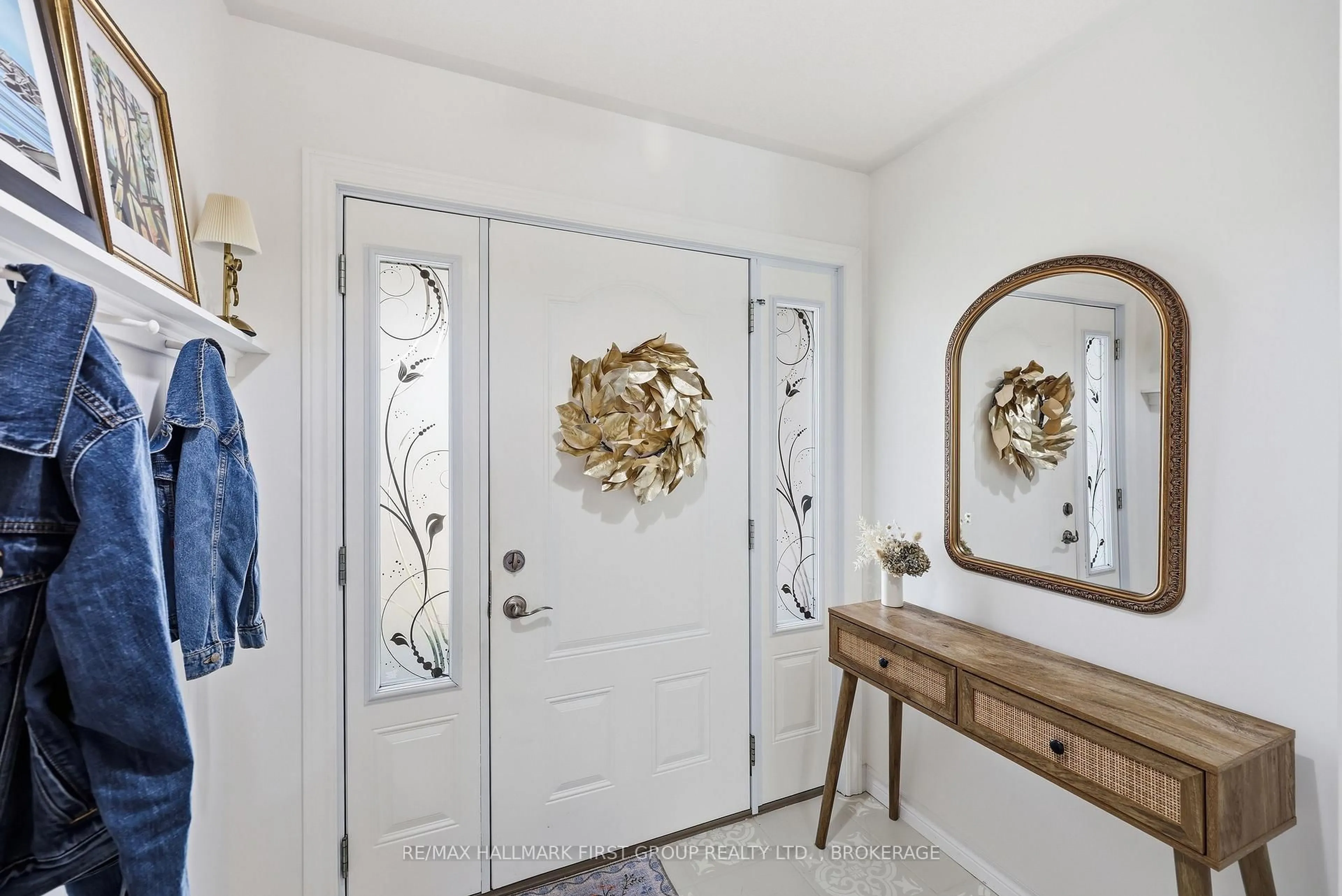 Indoor entryway for 1286 Mazzolin Cres, Kingston Ontario K7P 0G6