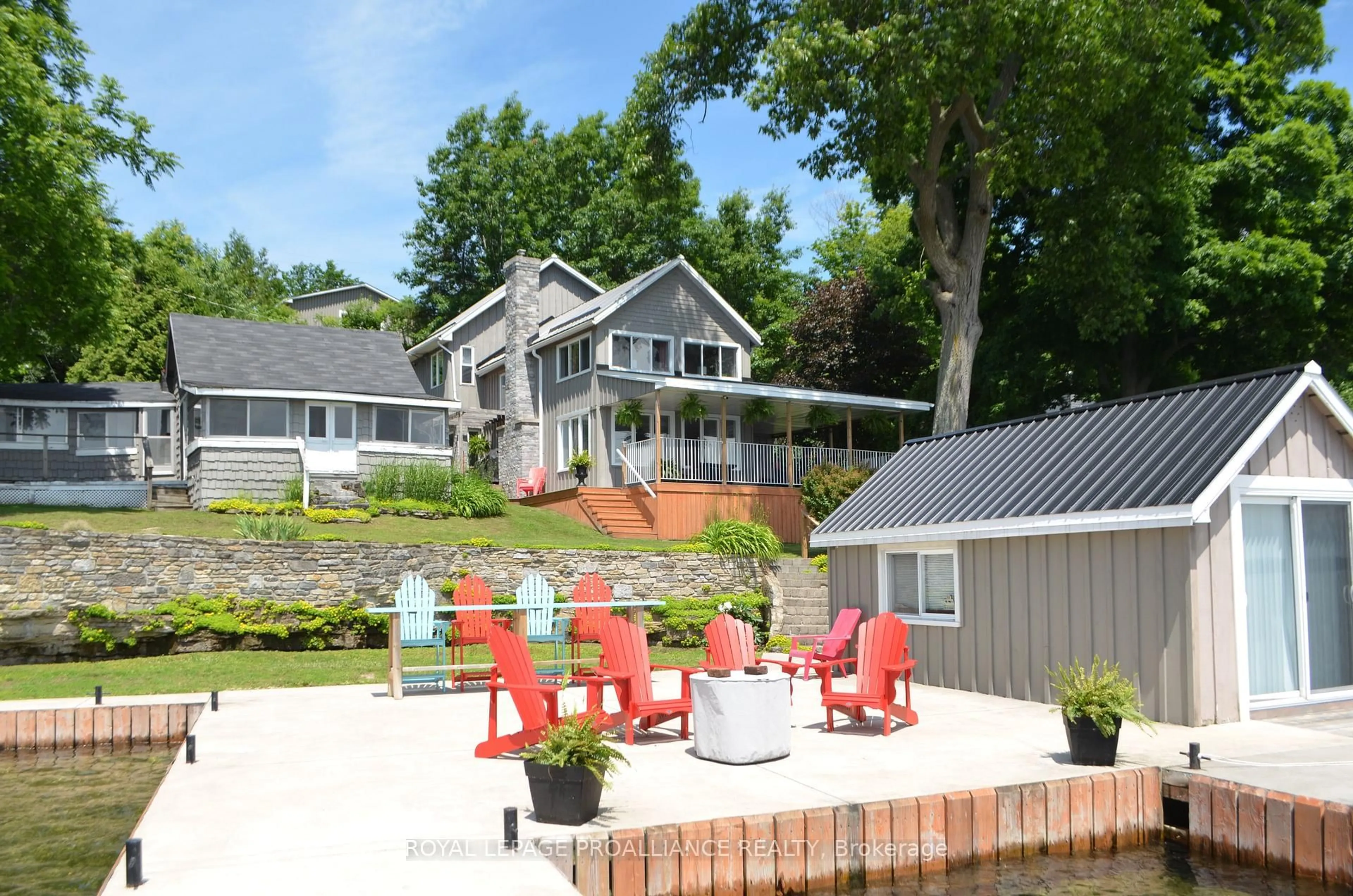 Patio, water/lake/river/ocean view for 233 Brockmere Cliff Dr, Elizabethtown-Kitley Ontario K6V 5T3