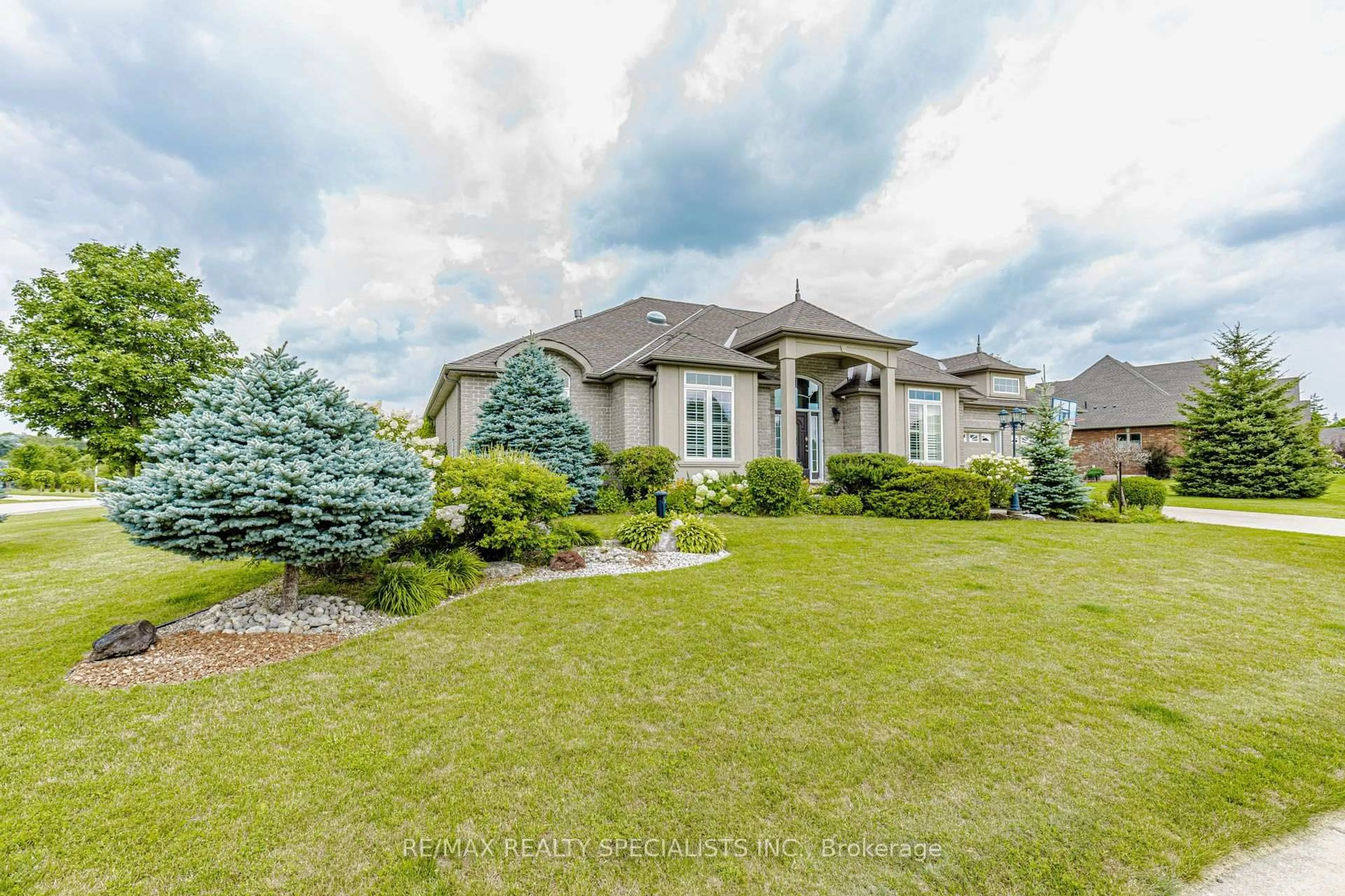 Unknown for 7 Snyder Crt, Norwich Ontario N0J 1C0
