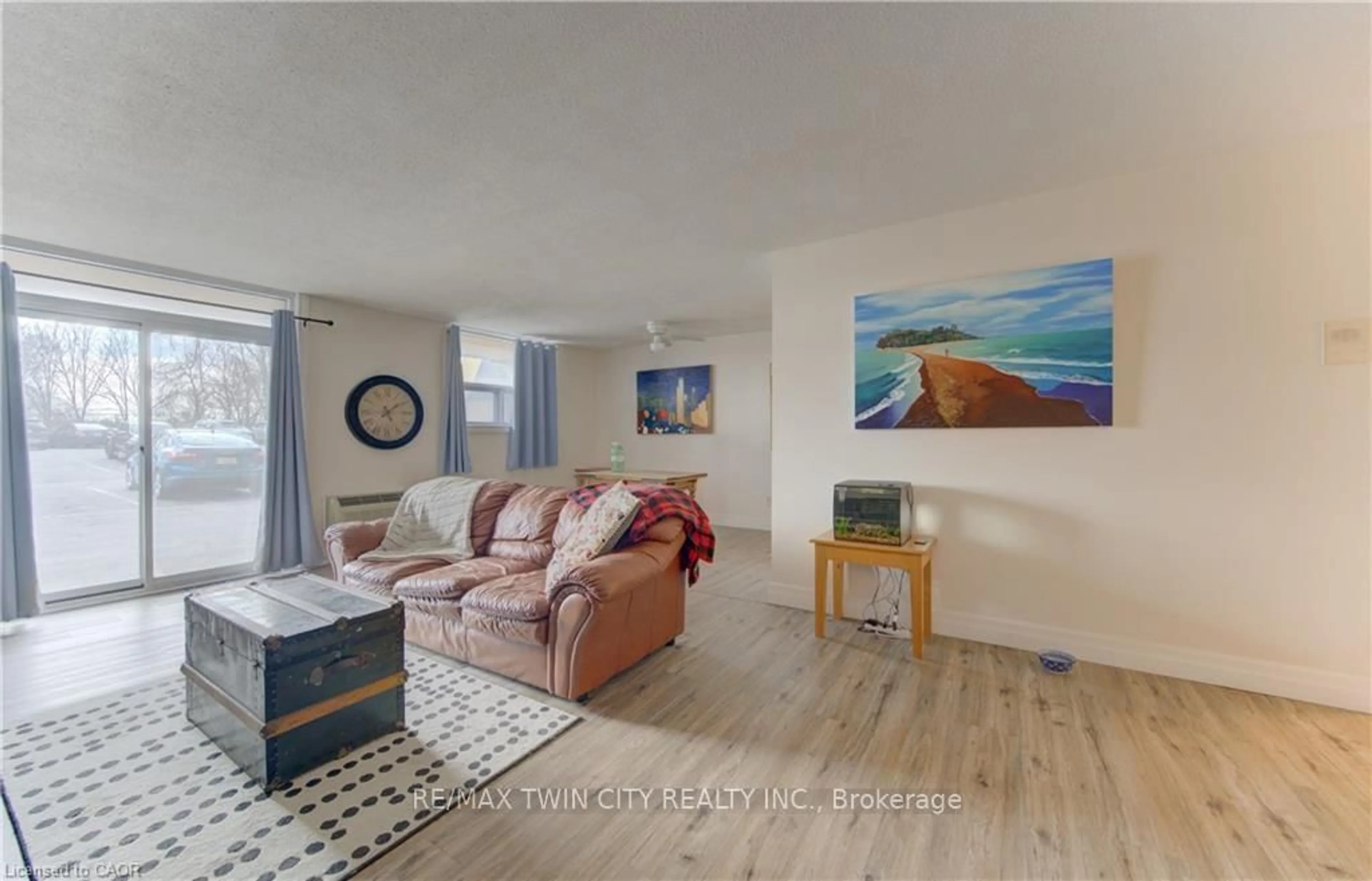 Living room with furniture, unknown for 185 KEHL St #214, Kitchener Ontario N2M 5B9