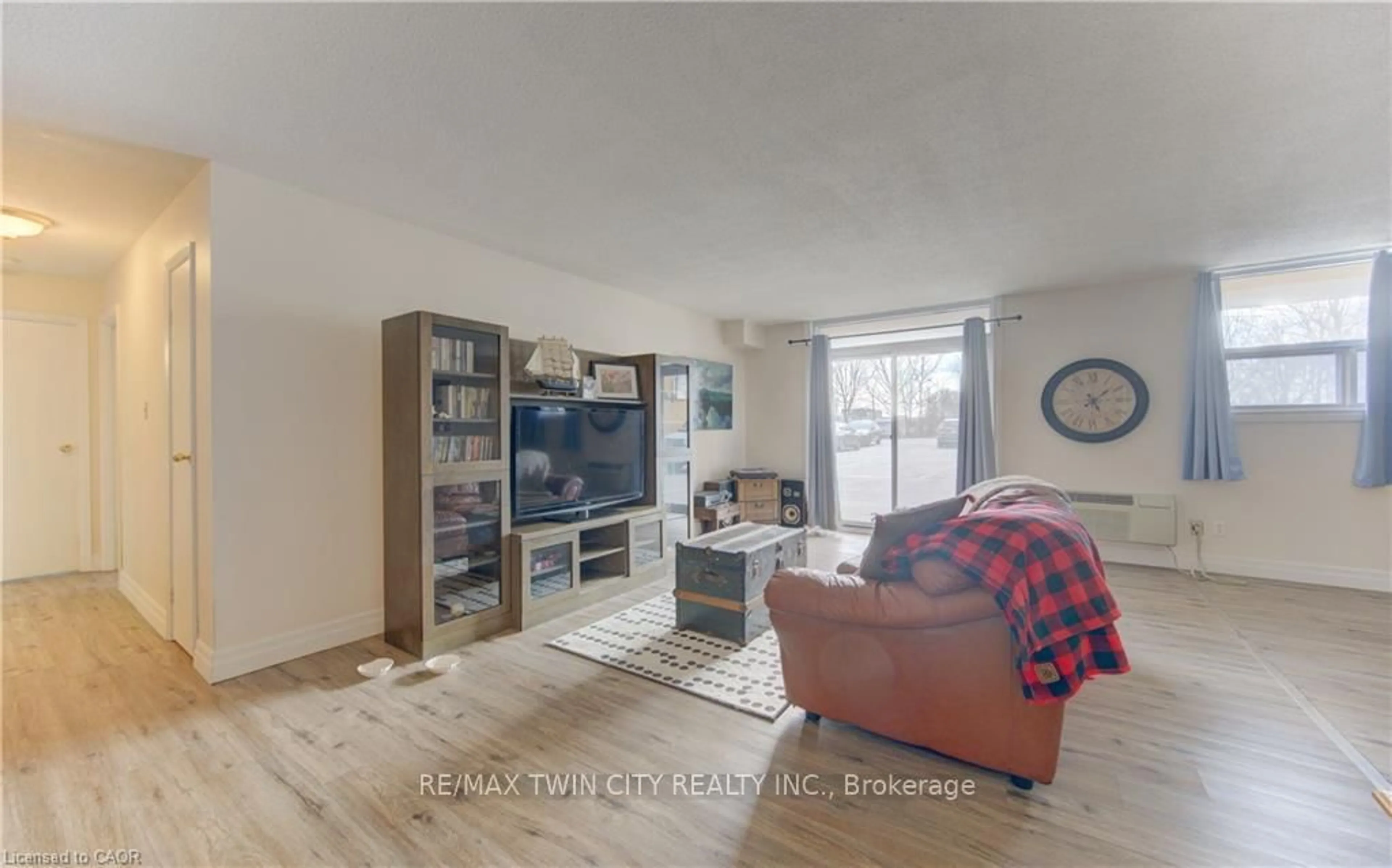 Living room with furniture, unknown for 185 KEHL St #214, Kitchener Ontario N2M 5B9