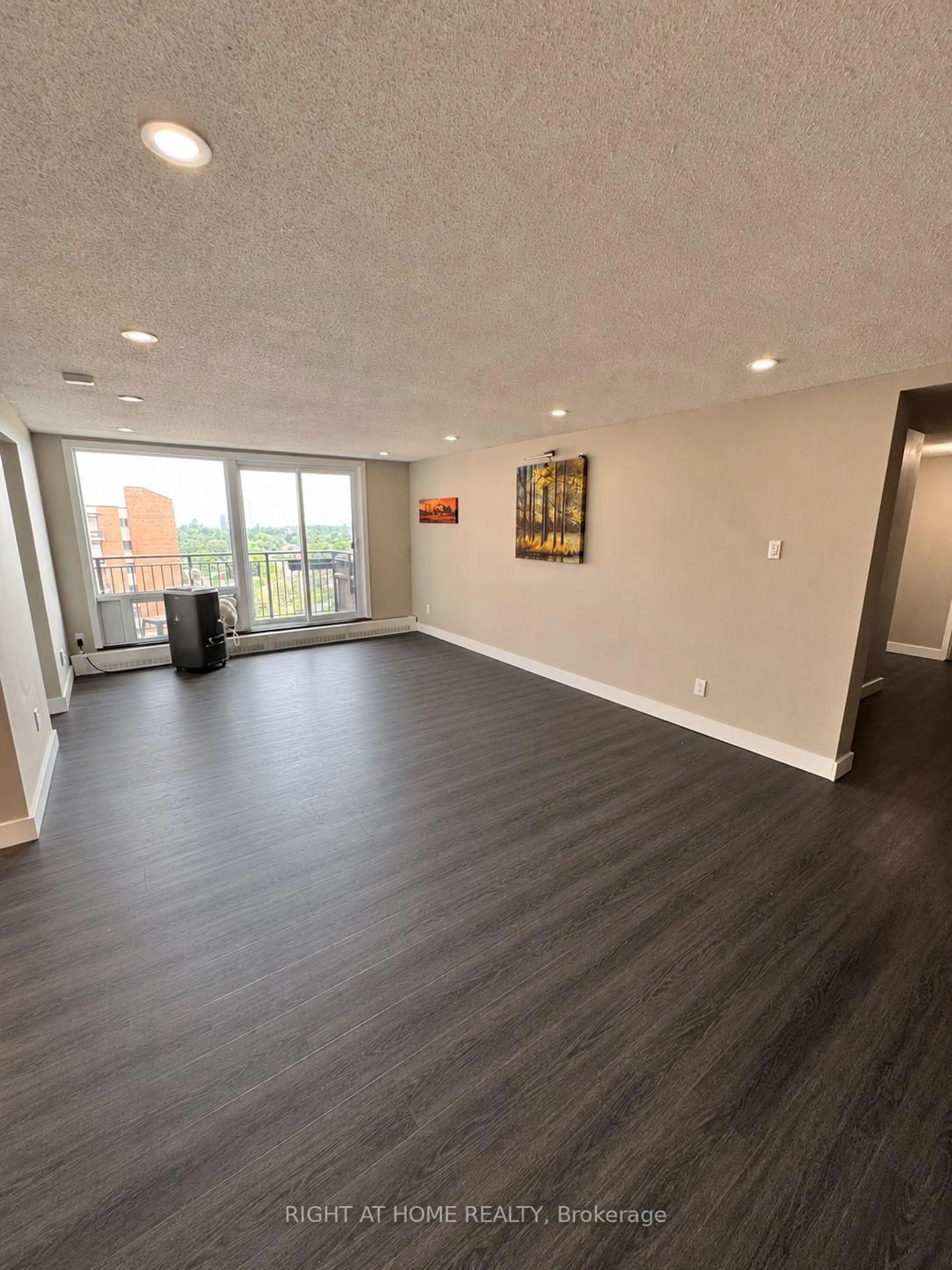 A pic of a room for 1465 Baseline Rd #1205, Ottawa Ontario K2C 3L9
