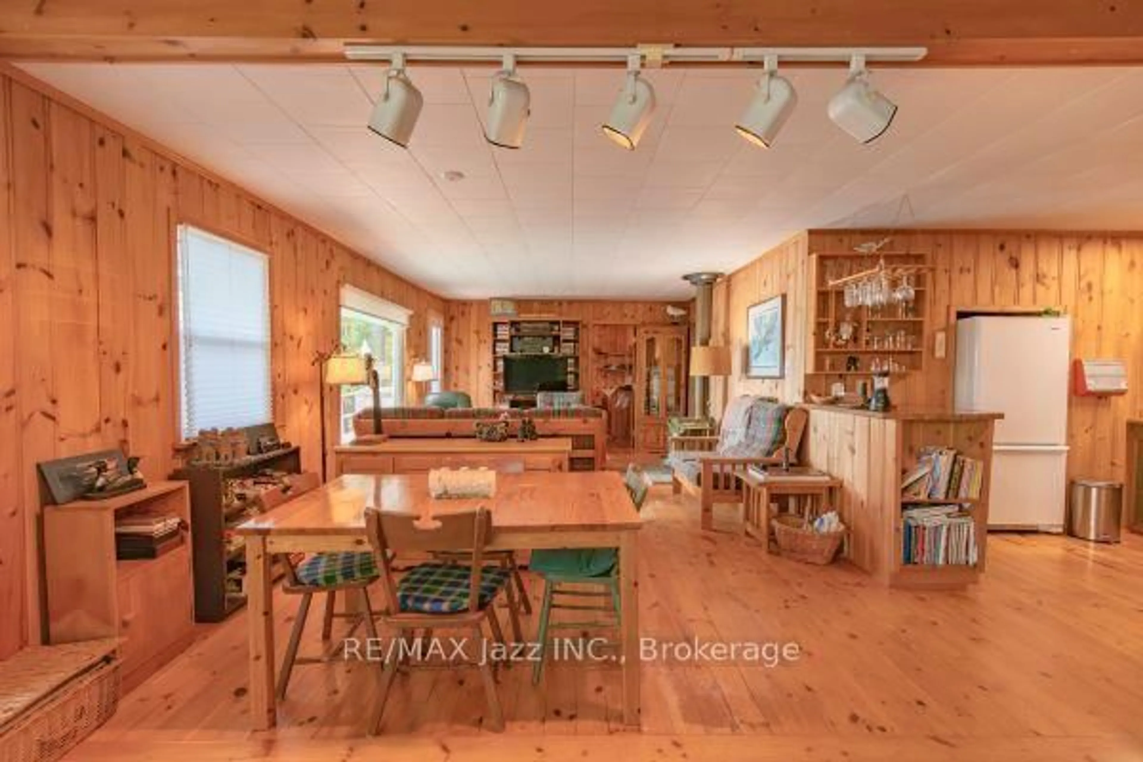 Dining room, wood/laminate floor for 1022 Two Dogs Lane, Algonquin Highlands Ontario K0M 1J2
