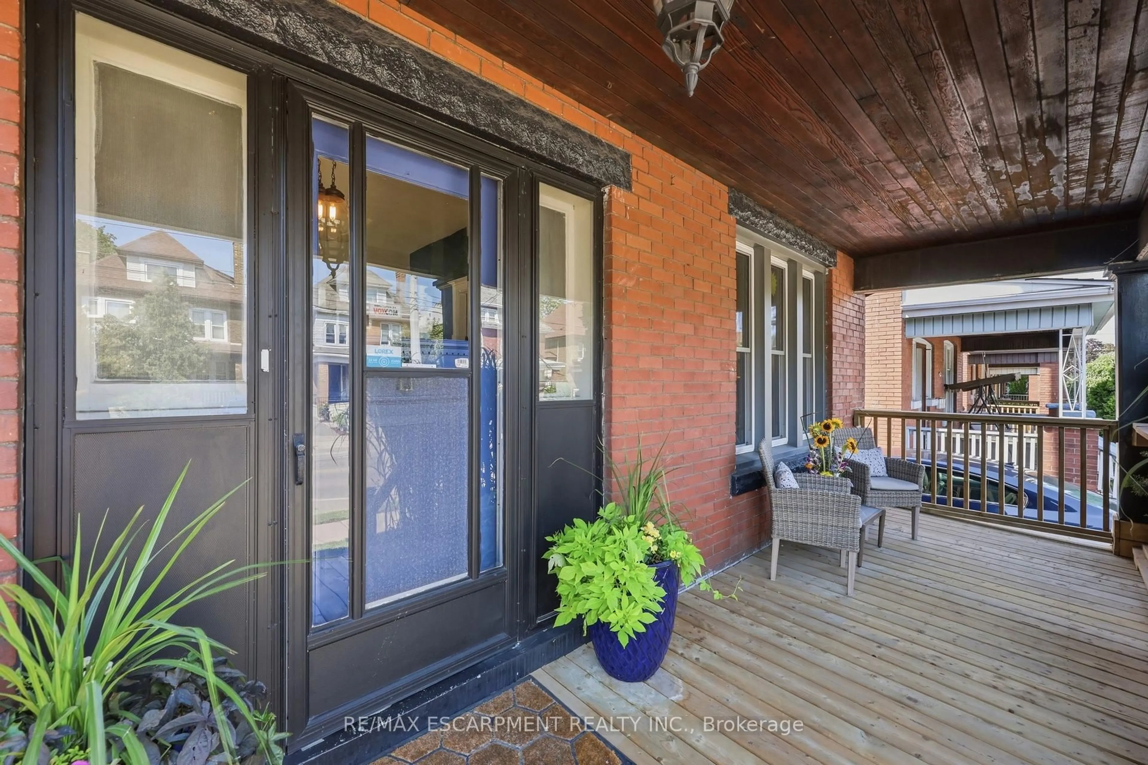 Indoor entryway for 70 Gage Ave, Hamilton Ontario L8M 3C9