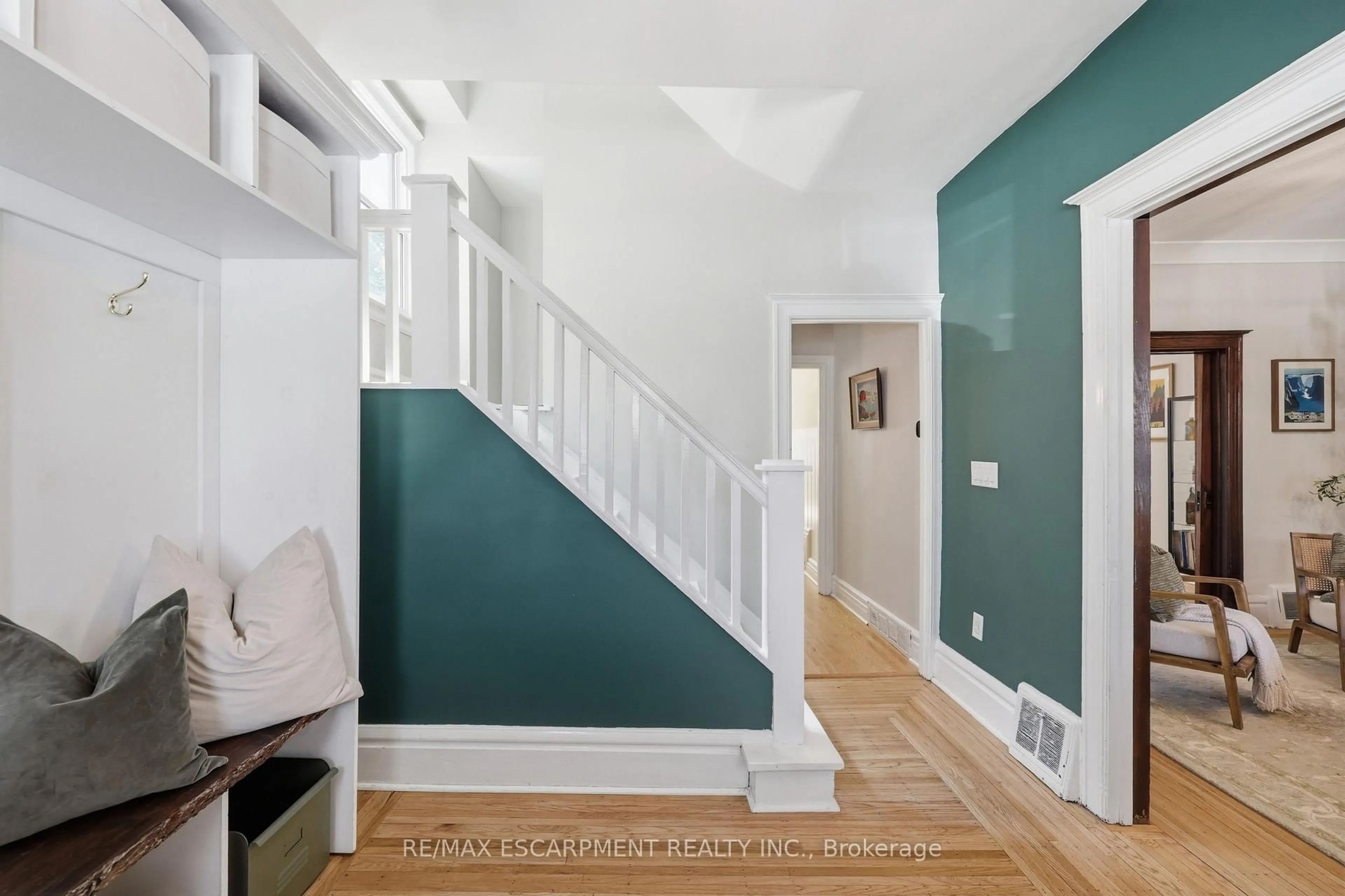 Indoor entryway for 70 Gage Ave, Hamilton Ontario L8M 3C9
