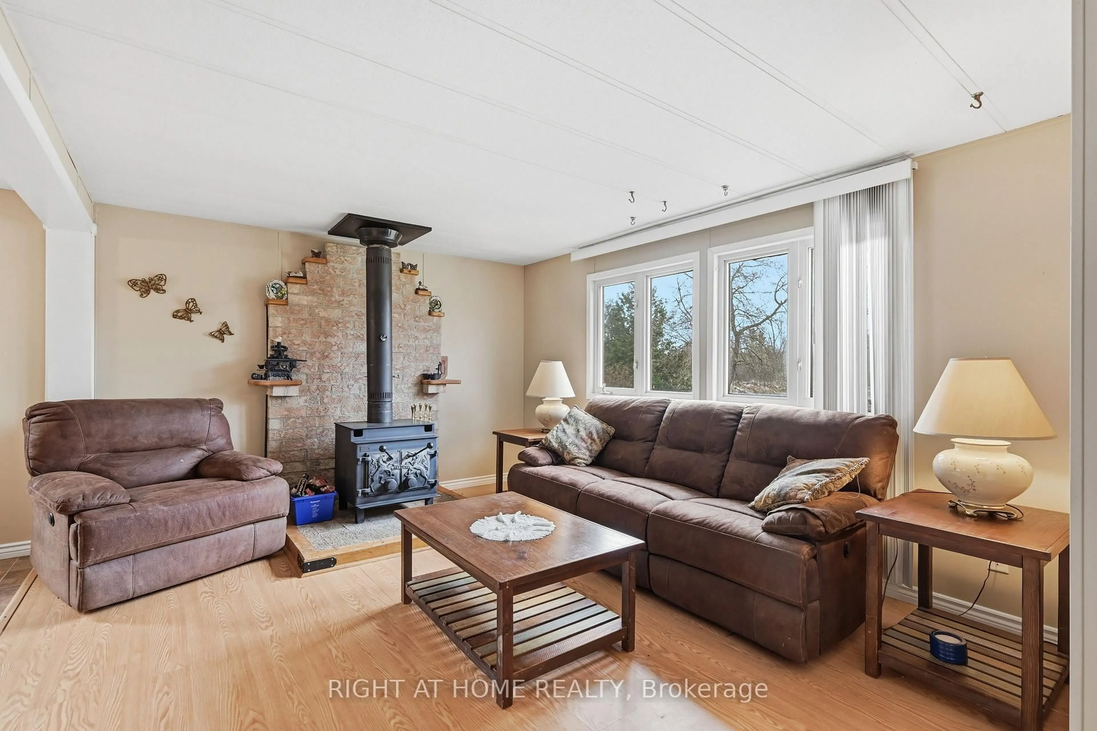 Living room with furniture, unknown for 1294 8th Concession Rd #131, Hamilton Ontario N0B 2J0