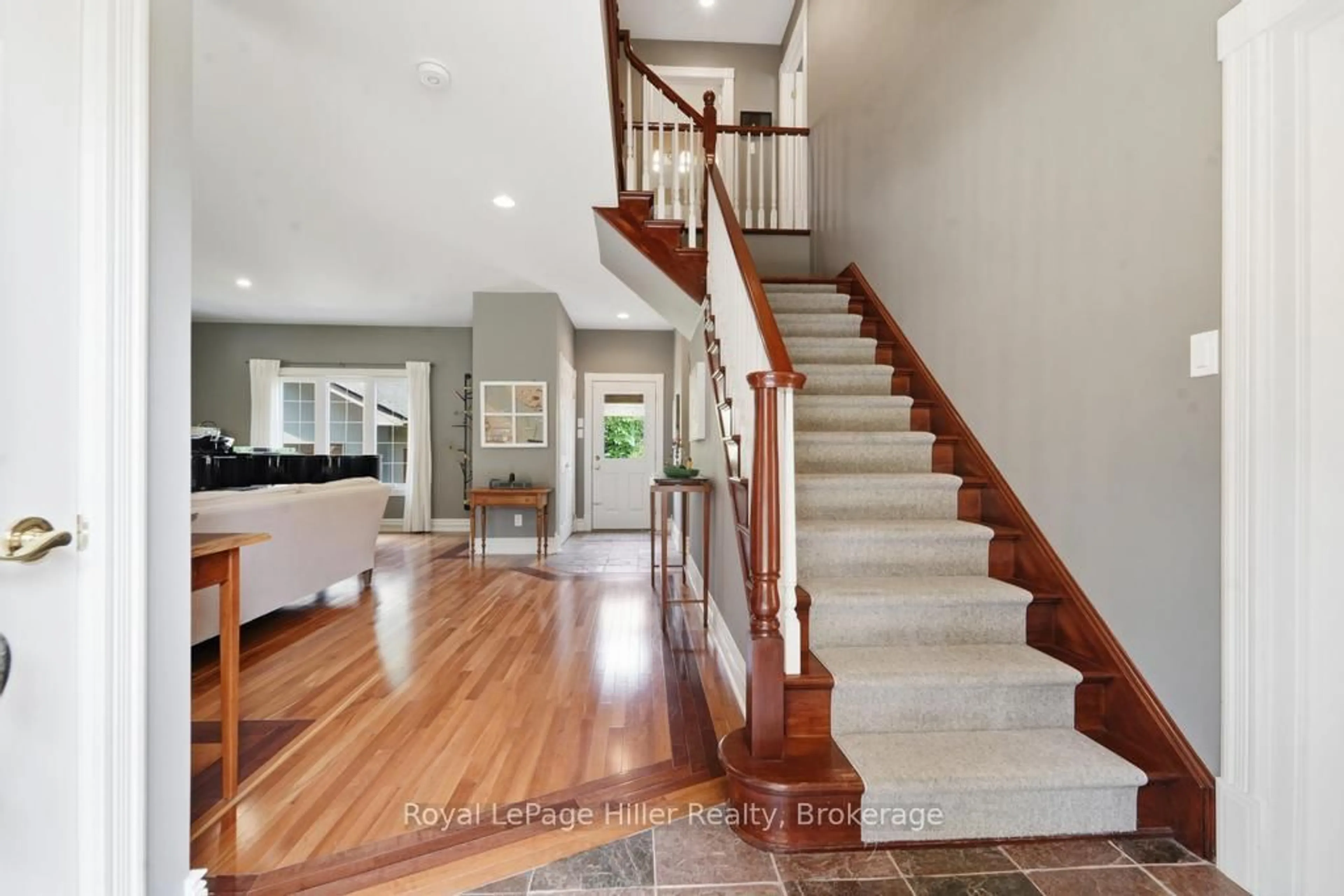 Indoor entryway for 30 Centre St, Stratford Ontario N5A 1E3